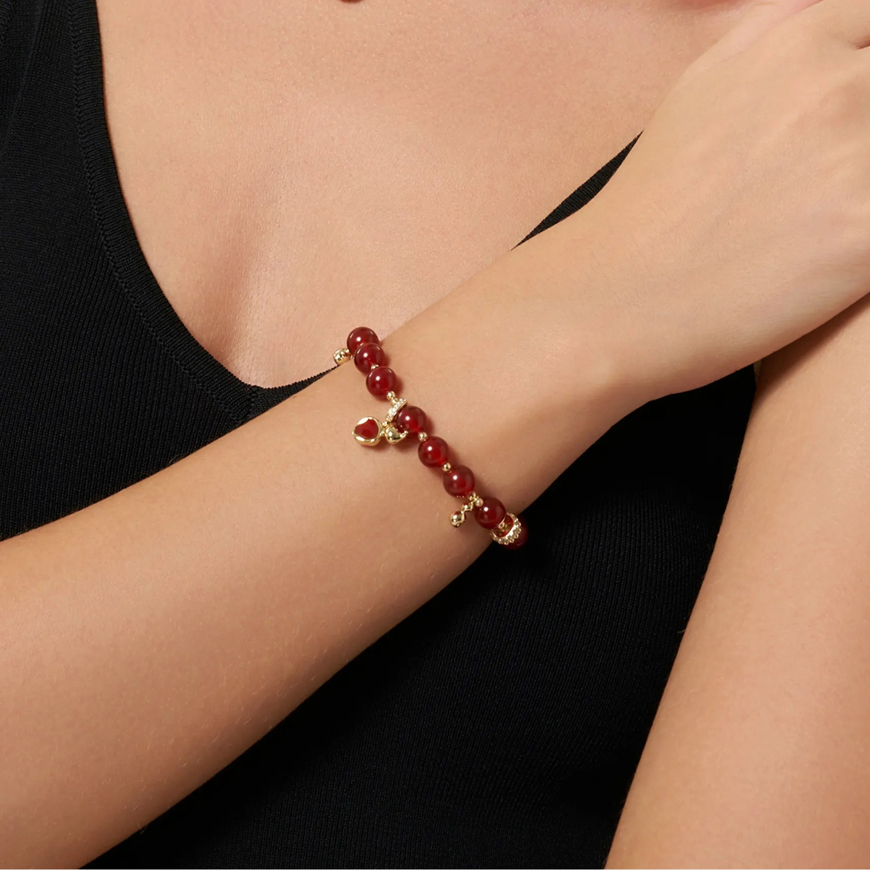 Wulu Red Agate Bracelet