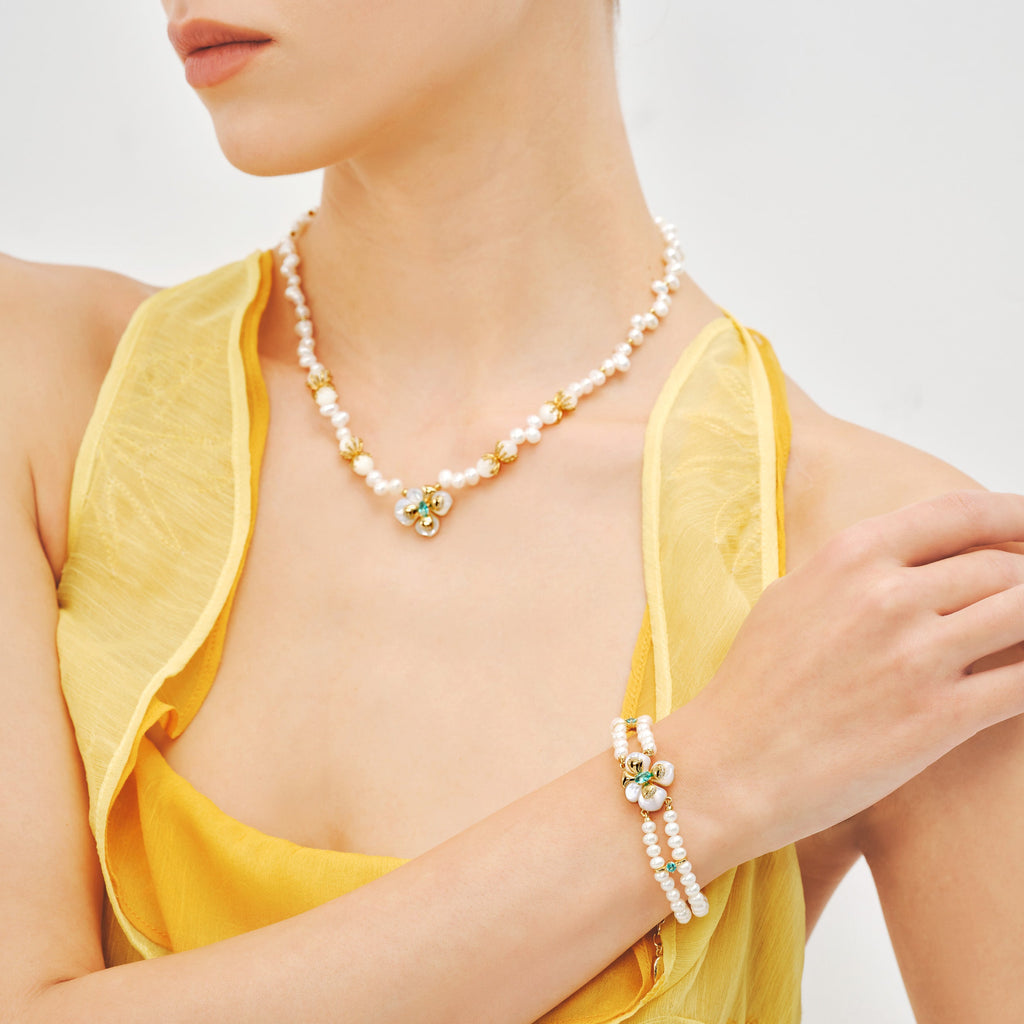 Chloris Pansy Pearl Necklace