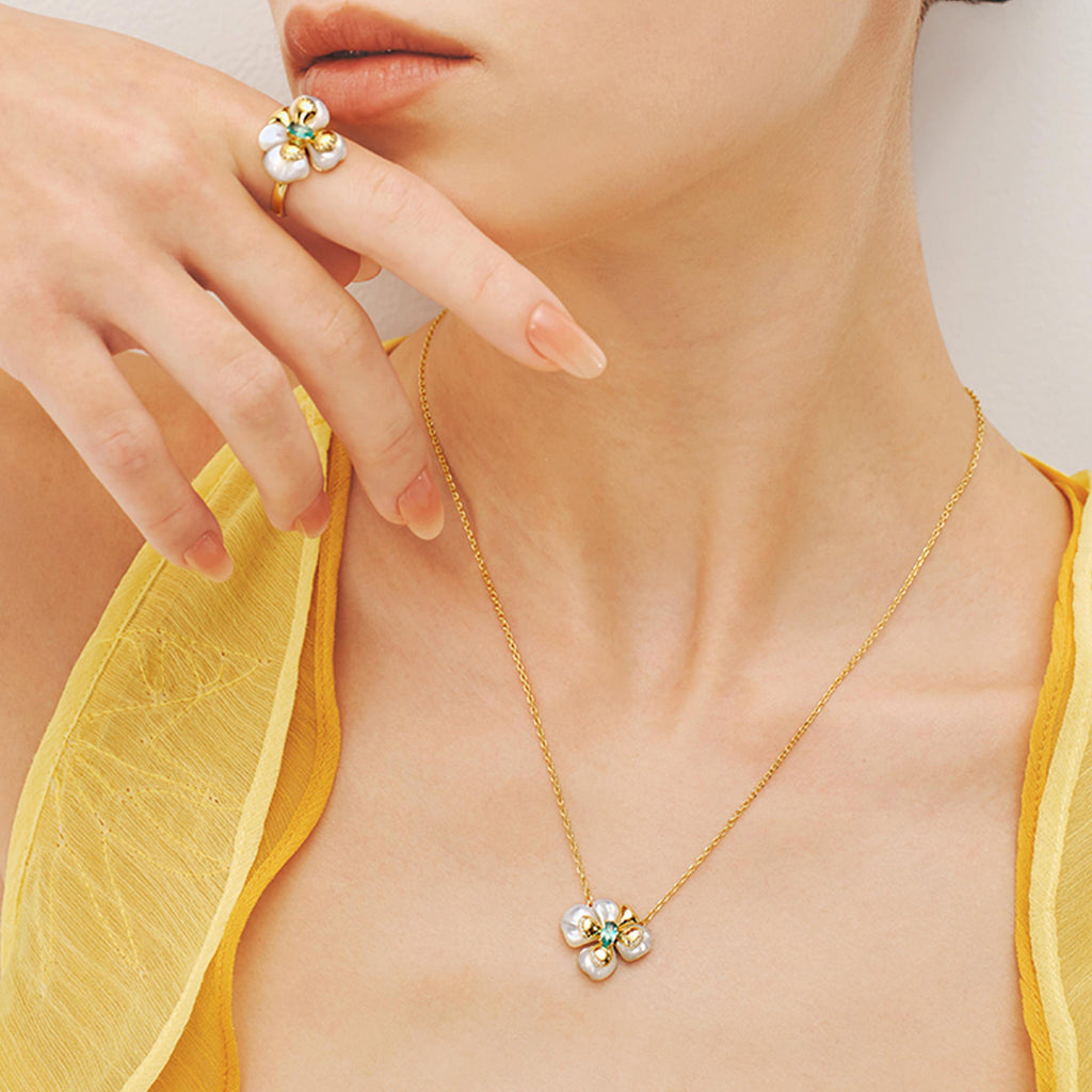 Chloris Pansy Necklace