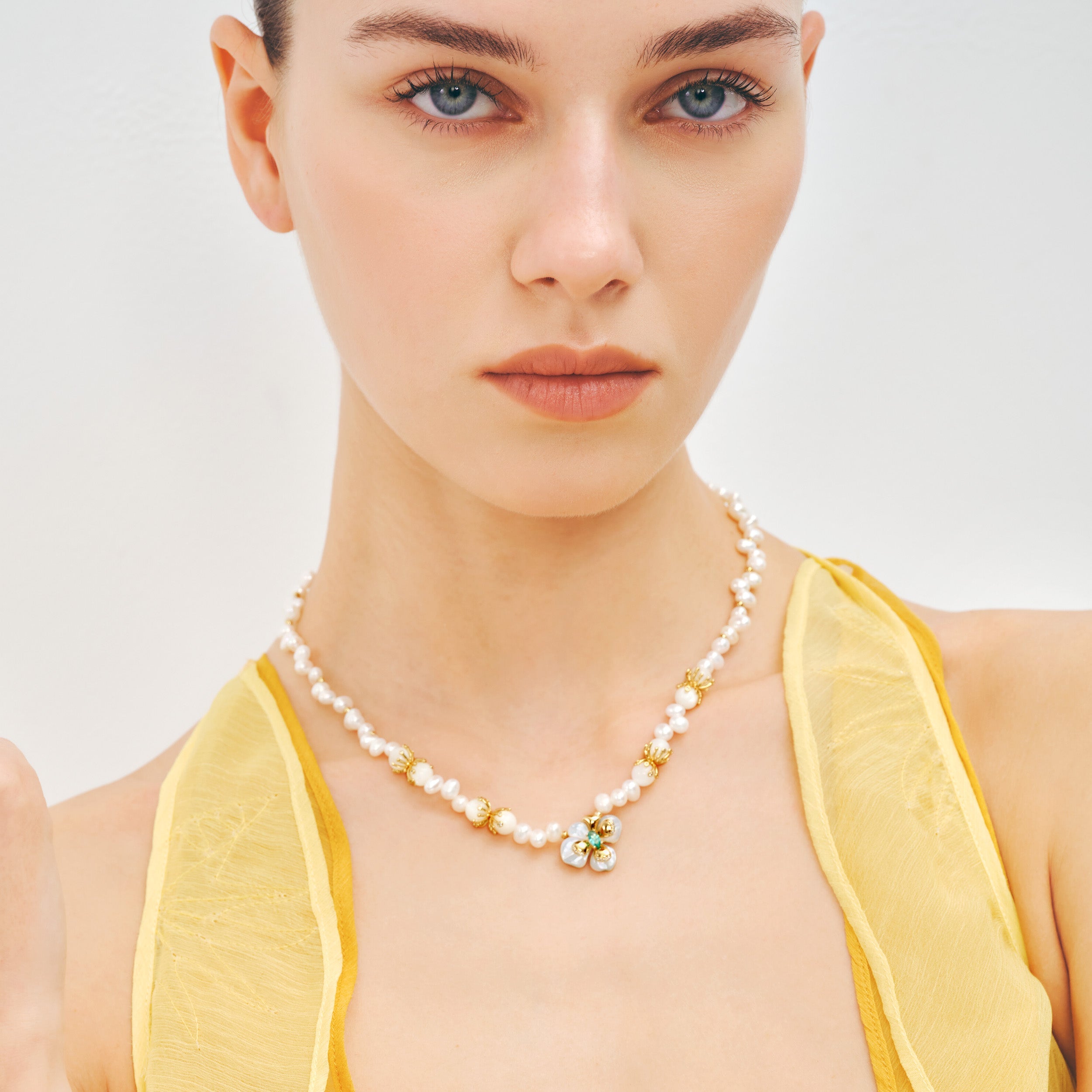 Chloris Pansy Pearl Necklace