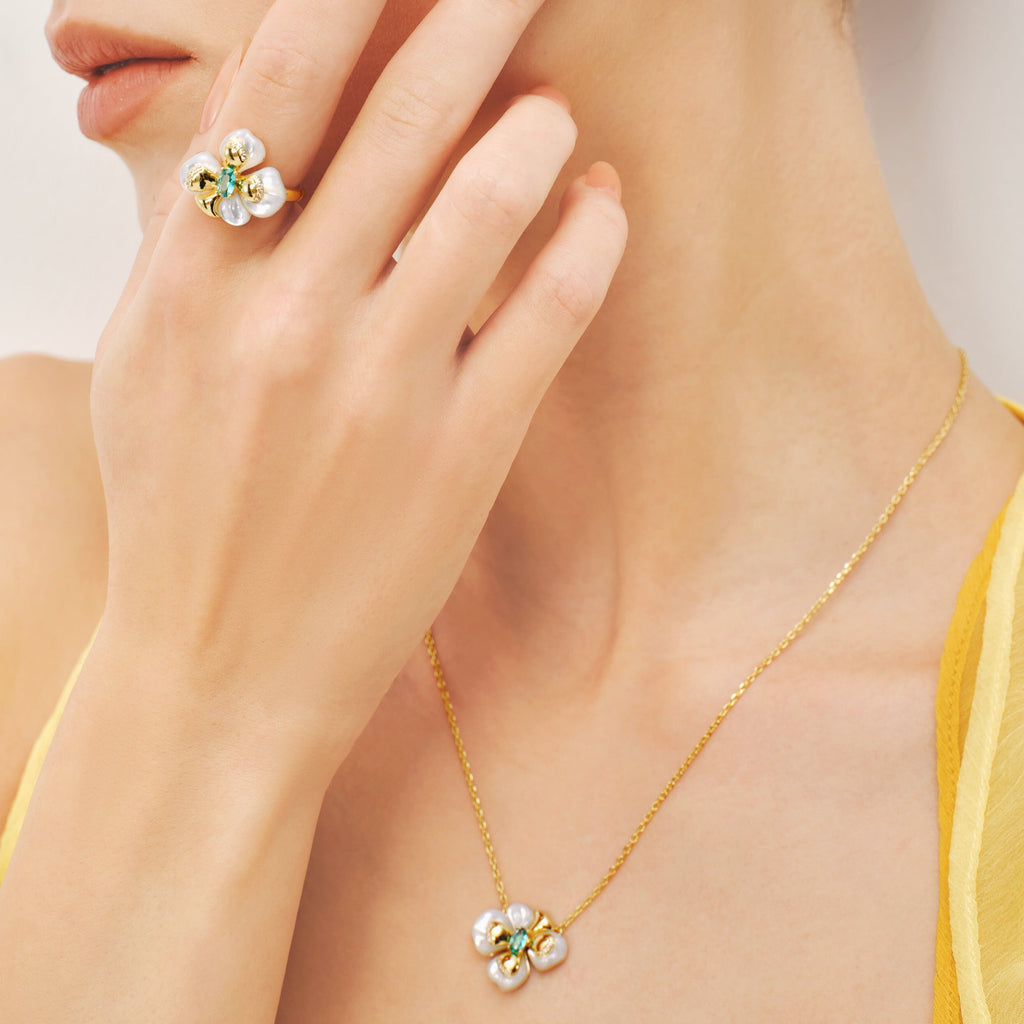 Chloris Pansy Necklace