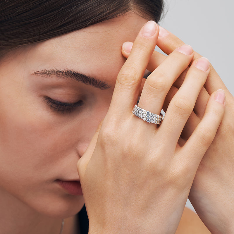 L’Essence Multi-Row Pearl Open Ring