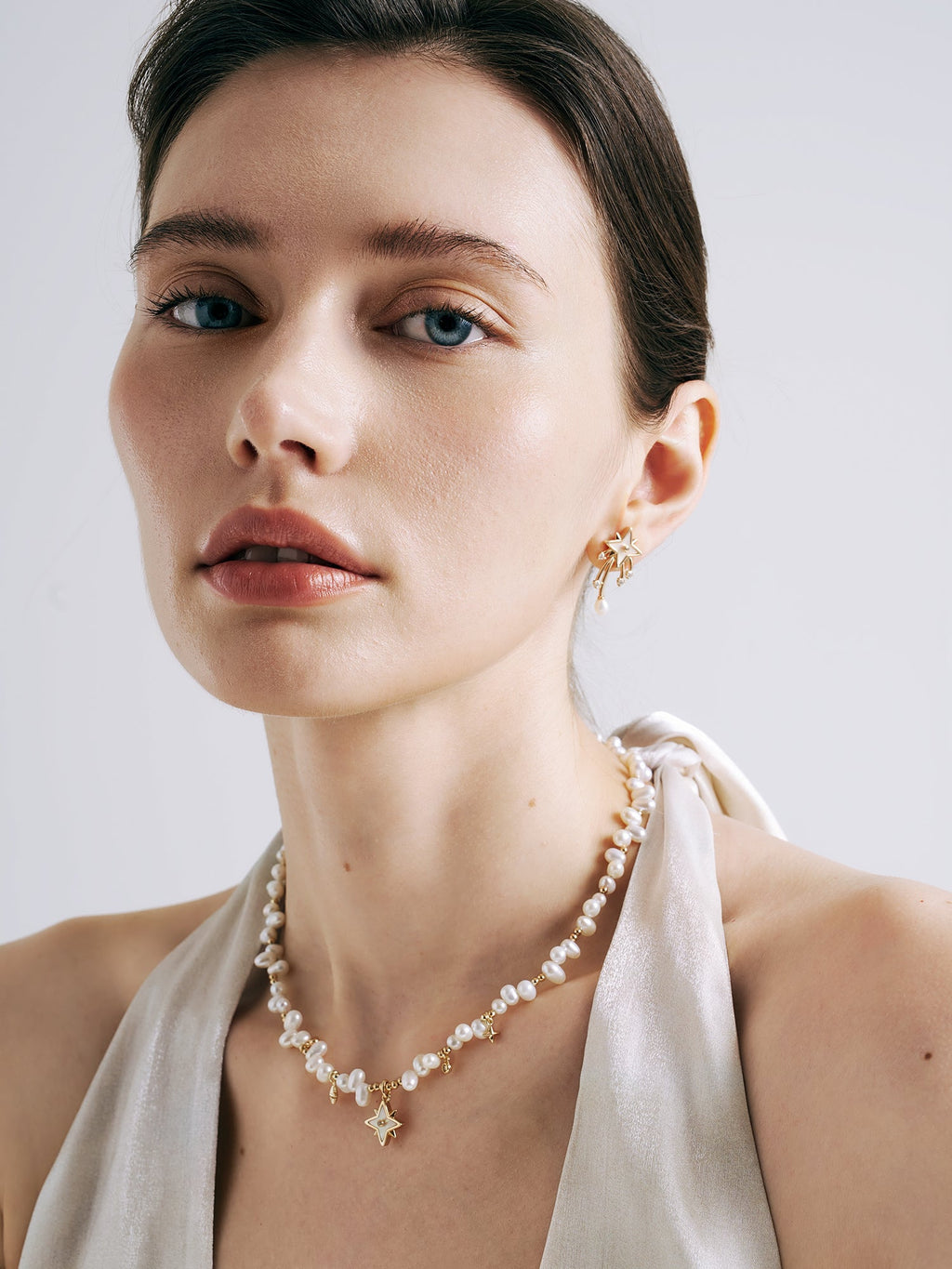 Radiant Star Pearl Necklace