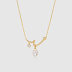 Floriography Pearl Curve Necklace