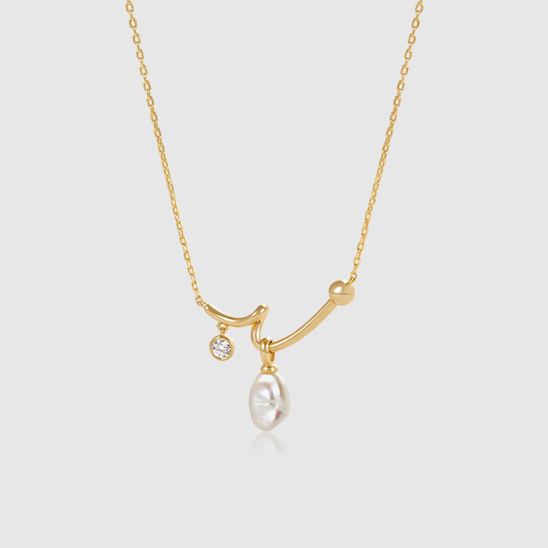 Floriography Pearl Curve Necklace