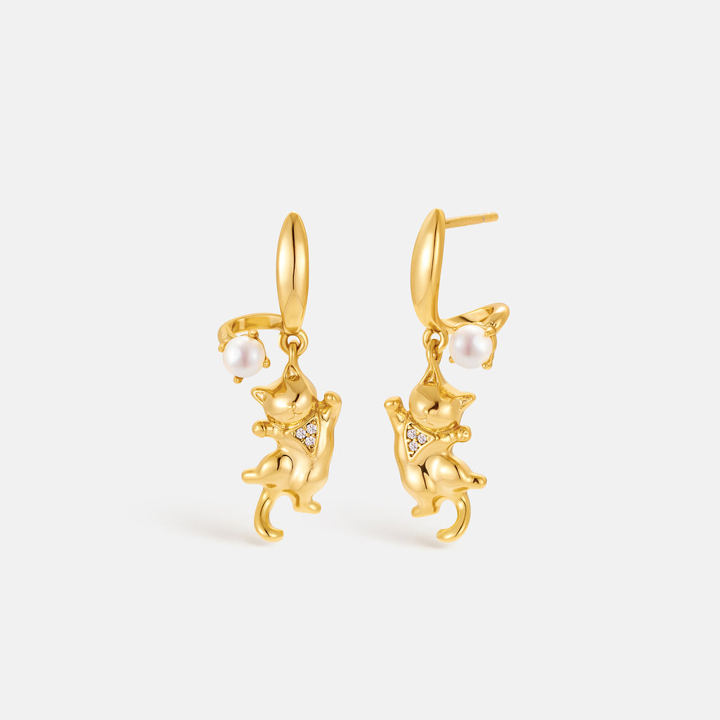 Dancing Cat Pearl Earrings