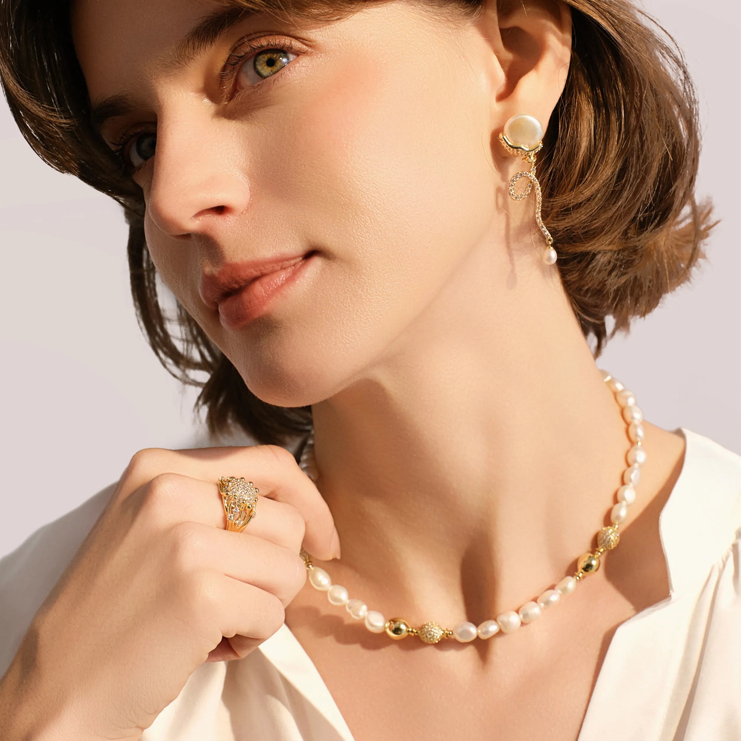 Baroque Pearl Balloon Necklace