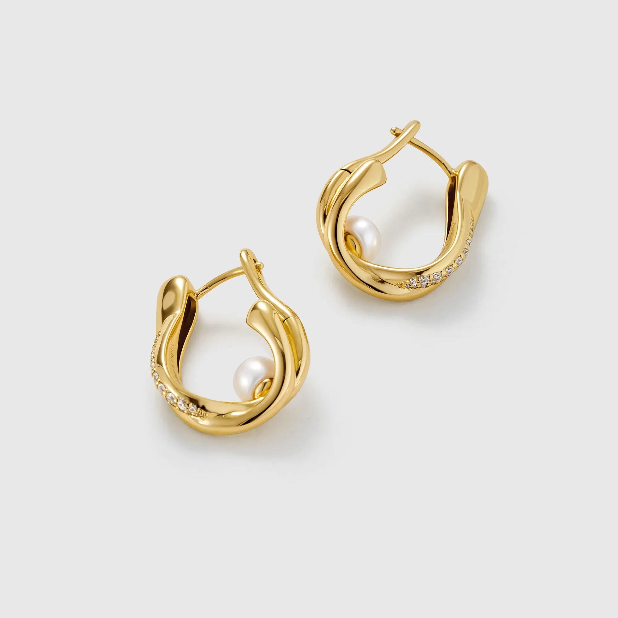Drift Sand Pearl Earrings