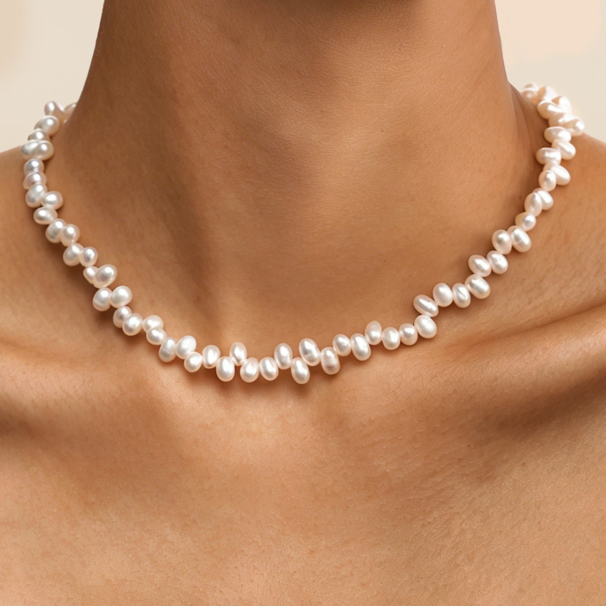 Pearl Irregular Choker Necklace - Unique Style & Elegant Accessory