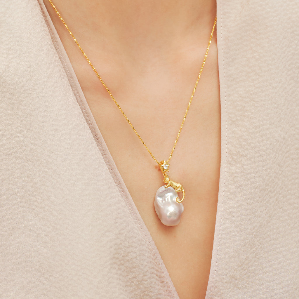 Cat Baroque Pearl Necklace
