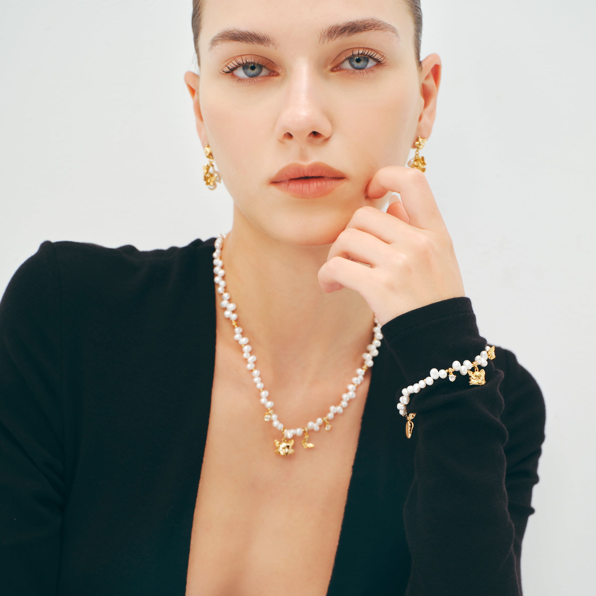 Cat Butterfly Pearl Bracelet