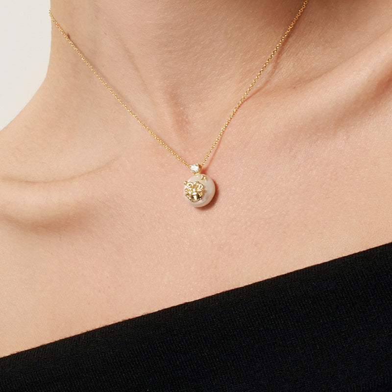 Zodiac Stellar Pearl Necklace