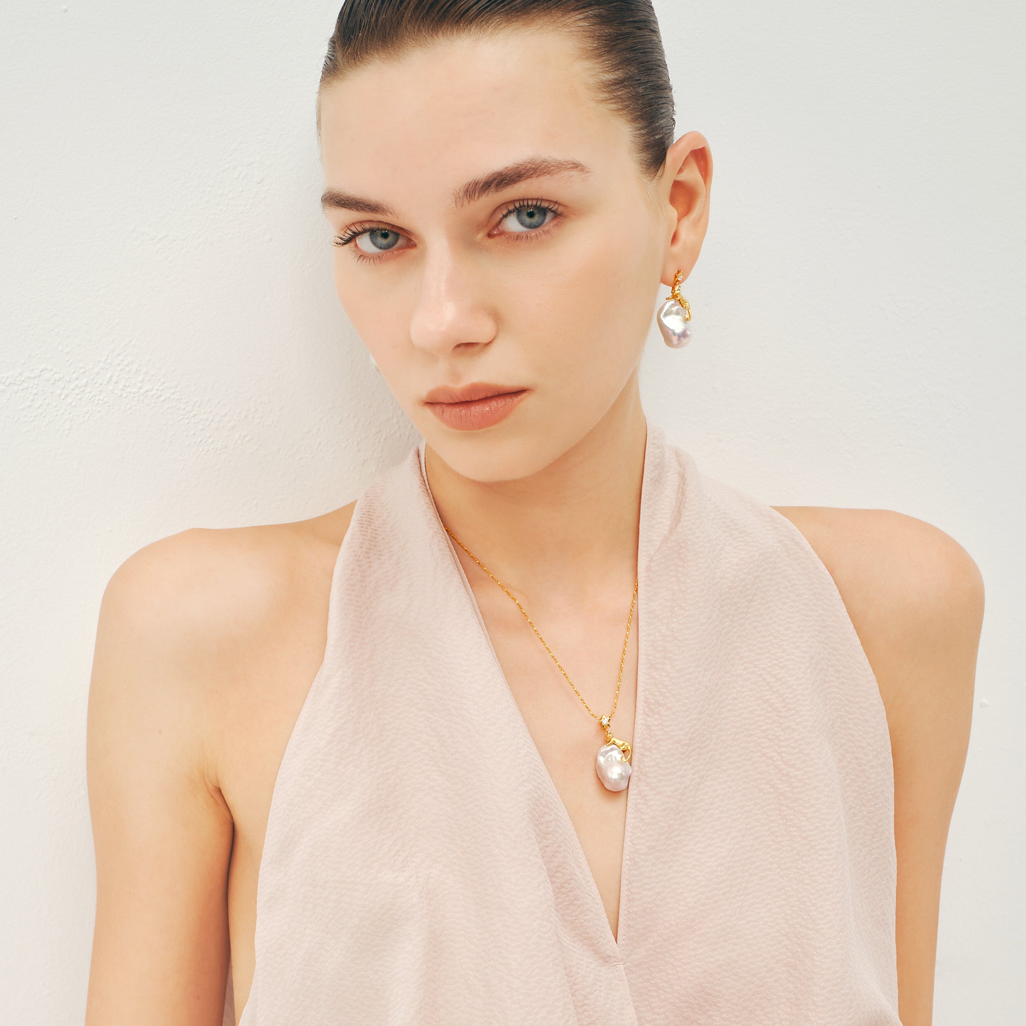 Cat Baroque Pearl Necklace