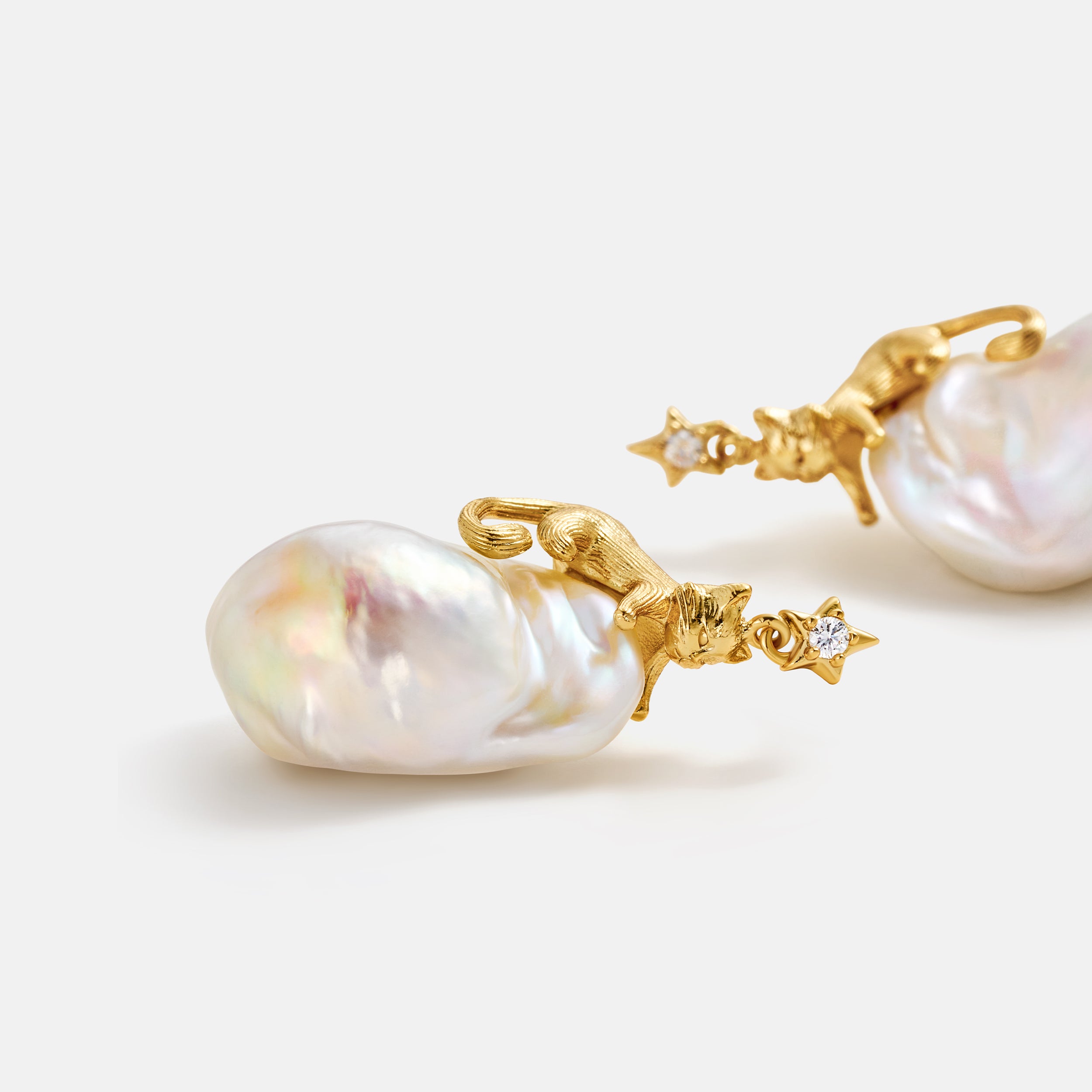 Cat Baroque Pearl Earrings