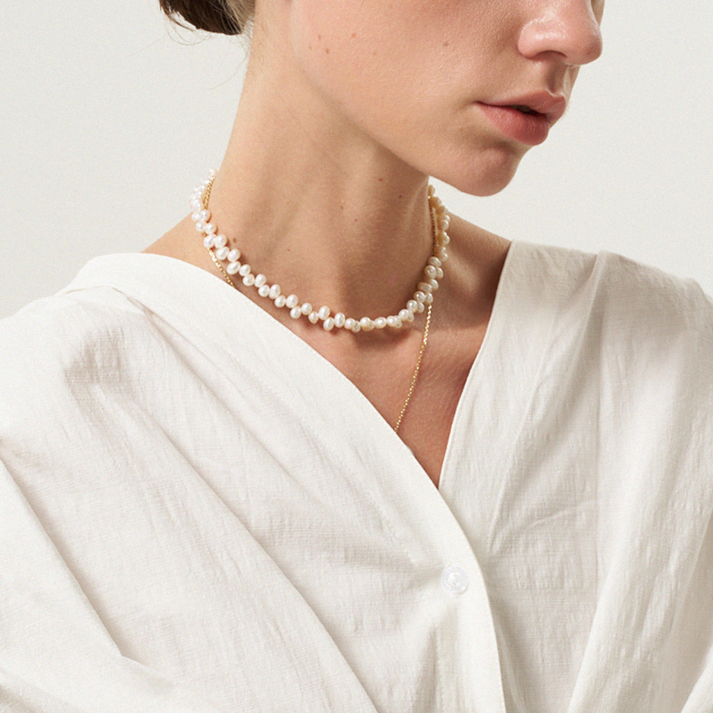 Irregular Choker Pearl Necklace