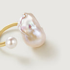 Micro Dew Baroque Pearl Ring
