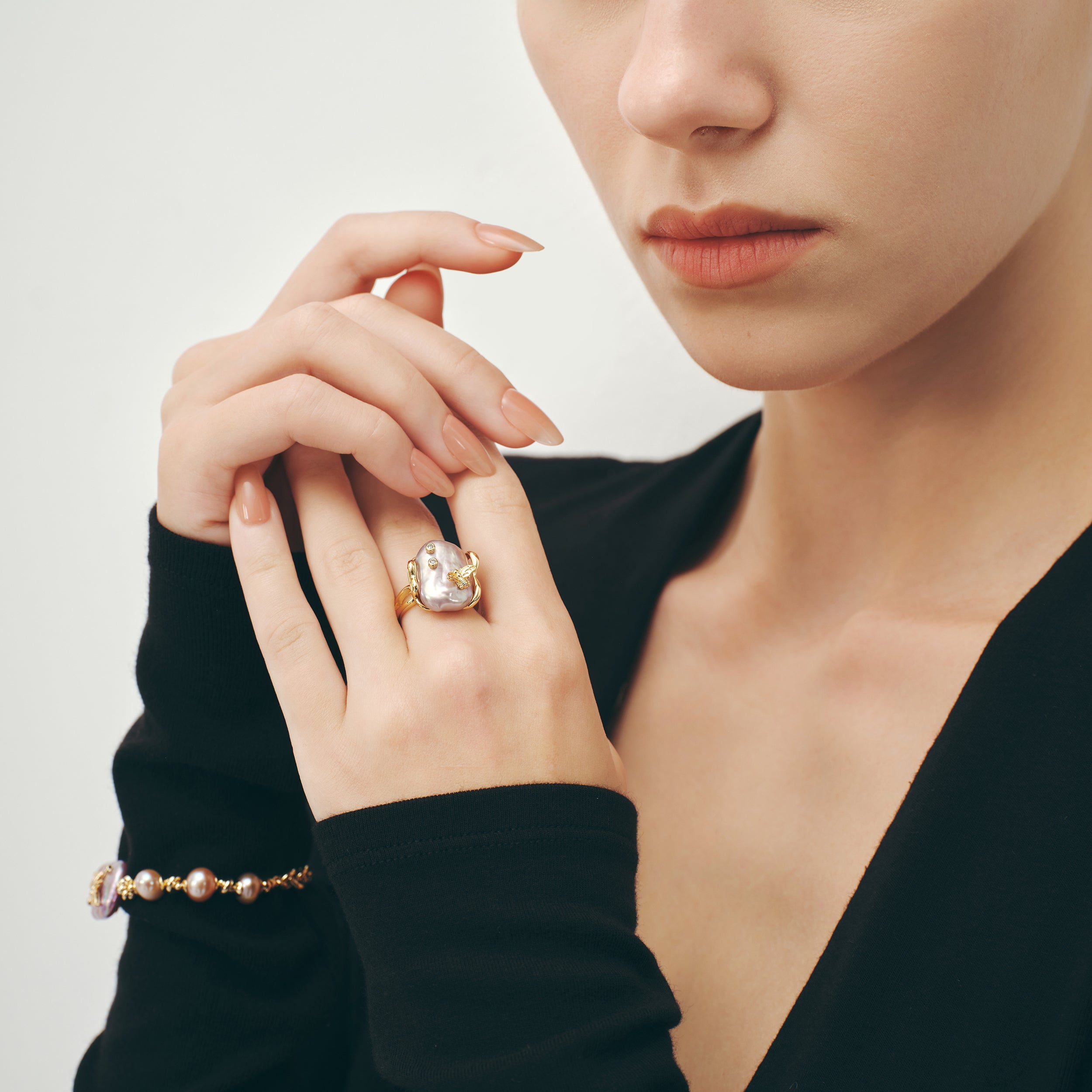 Lavender Baroque Pearl Bee Open Ring