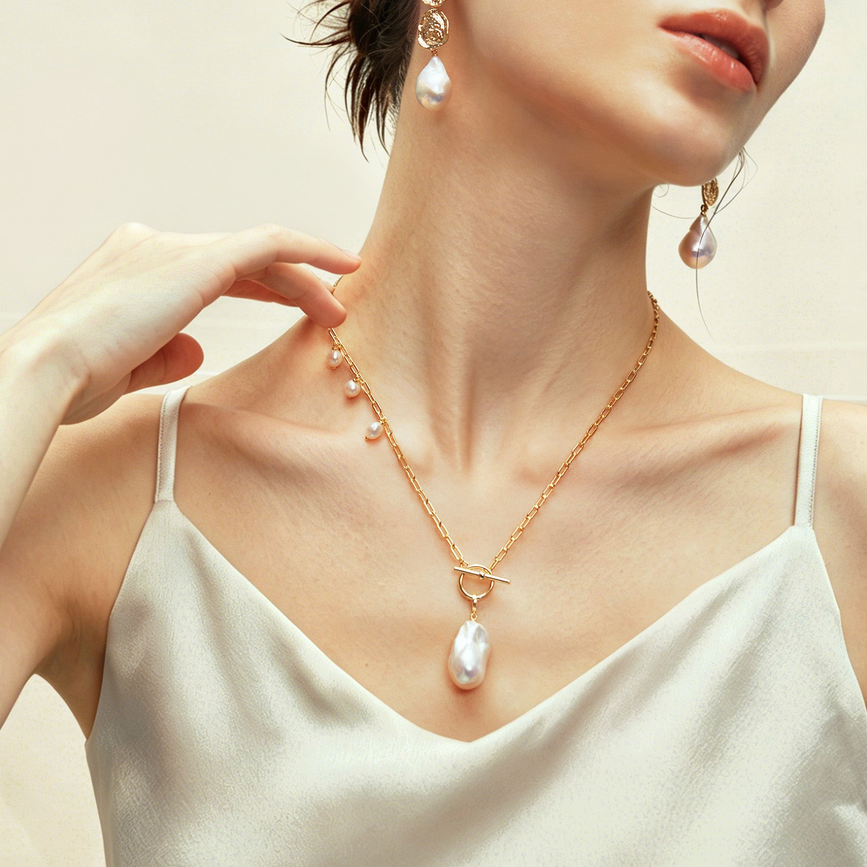 Breaking Dawn Baroque Pearl Necklace