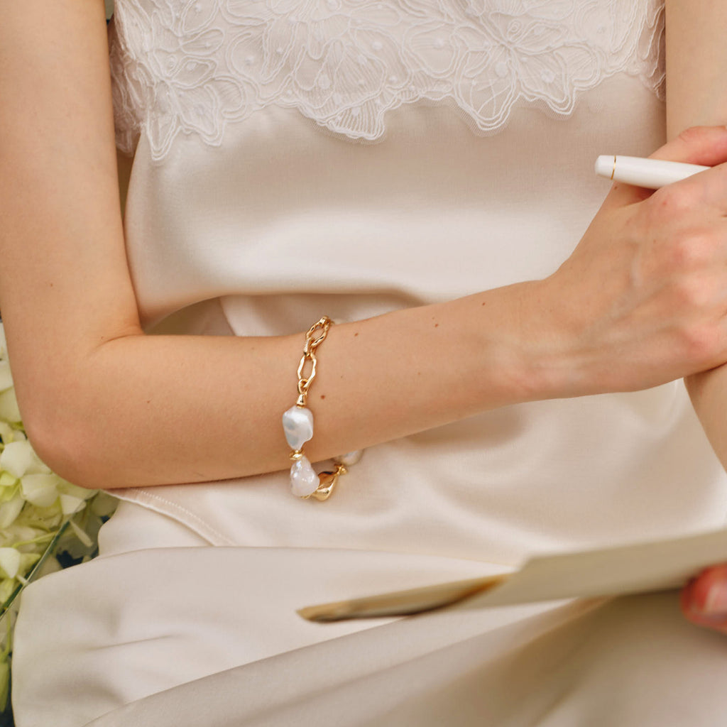 Sea Breeze Baroque Pearl Bracelet
