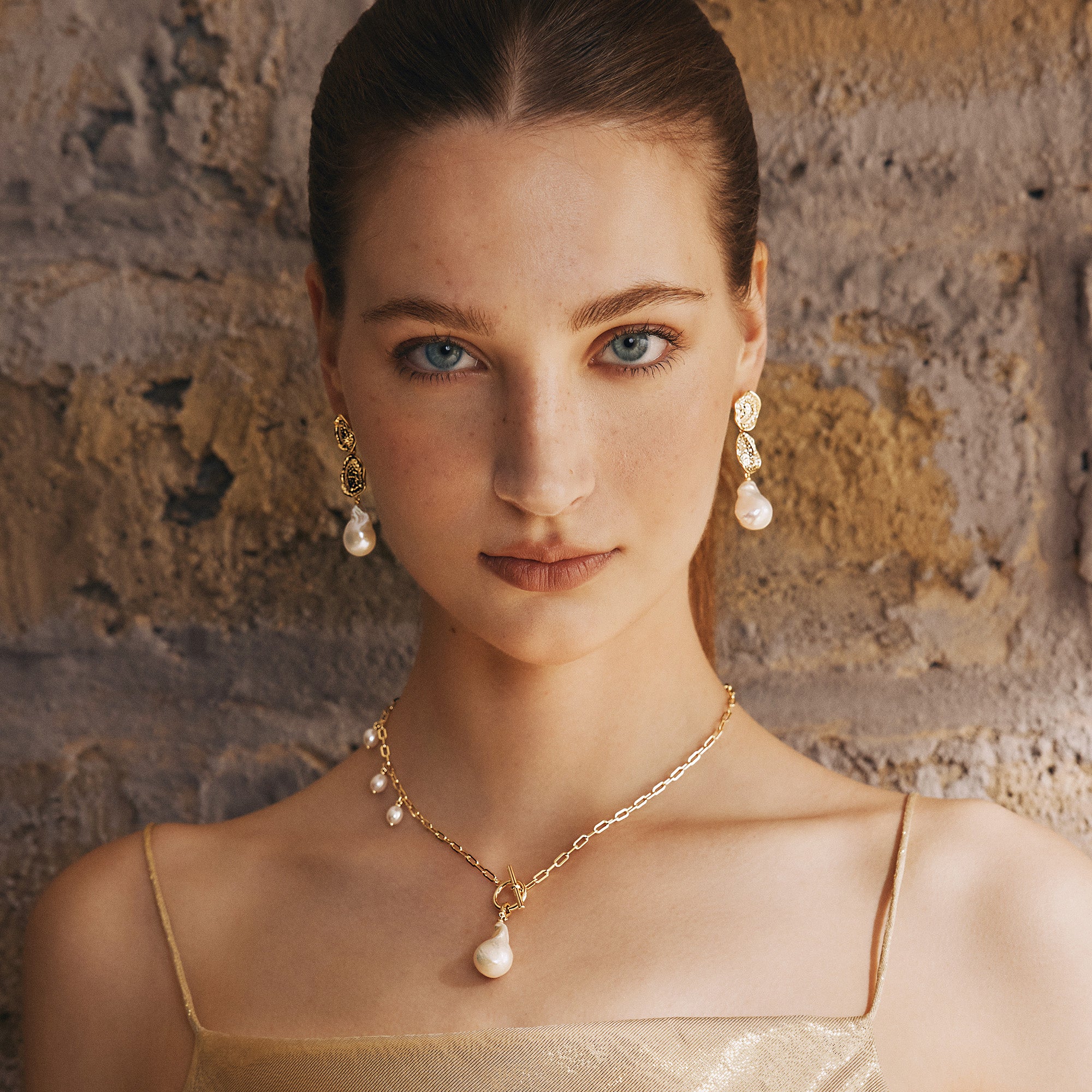 Desolate Realm Baroque Pearl   Earrings