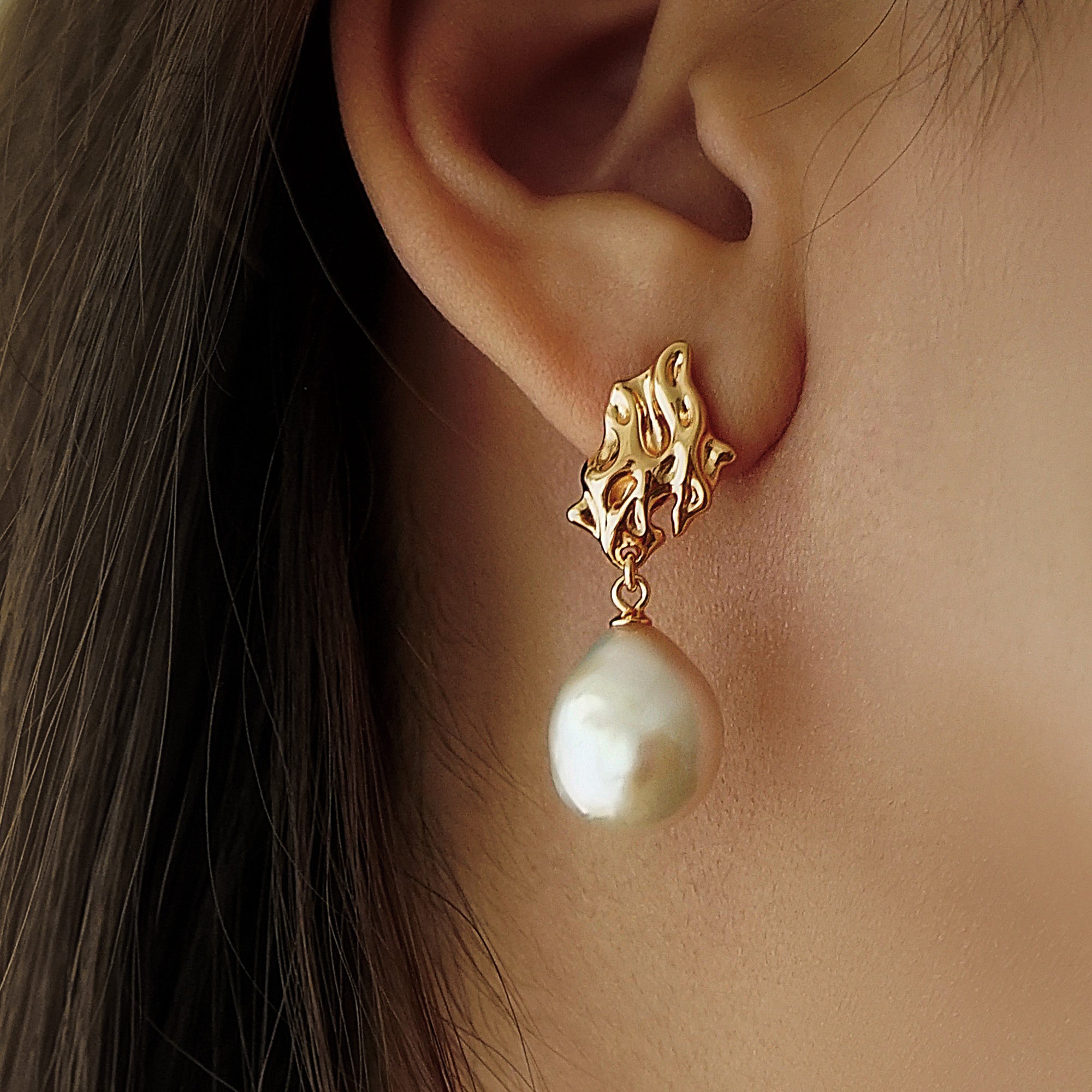 Lava Baroque Button Pearl Earrings