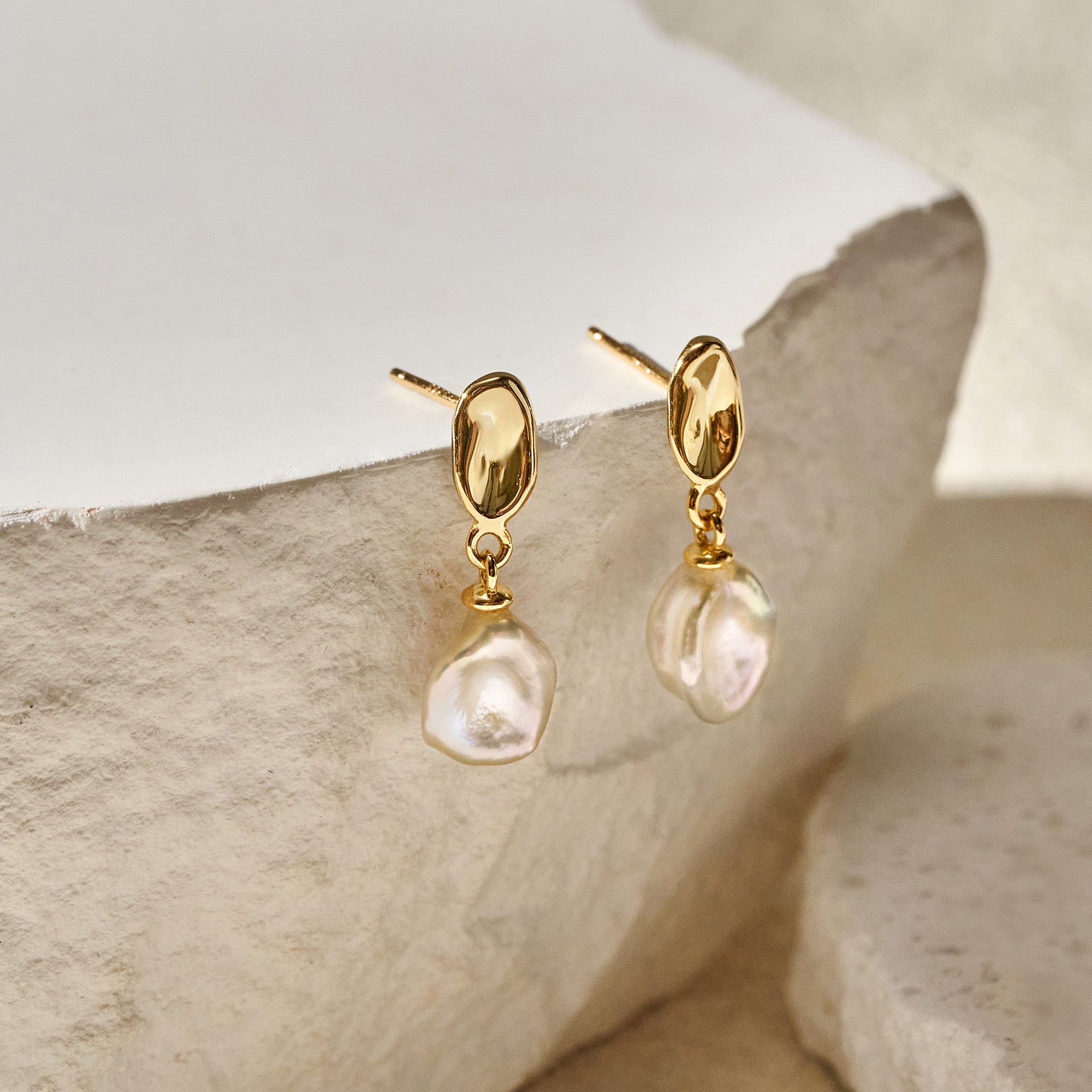 Floriography Keshi Pearl Earrings