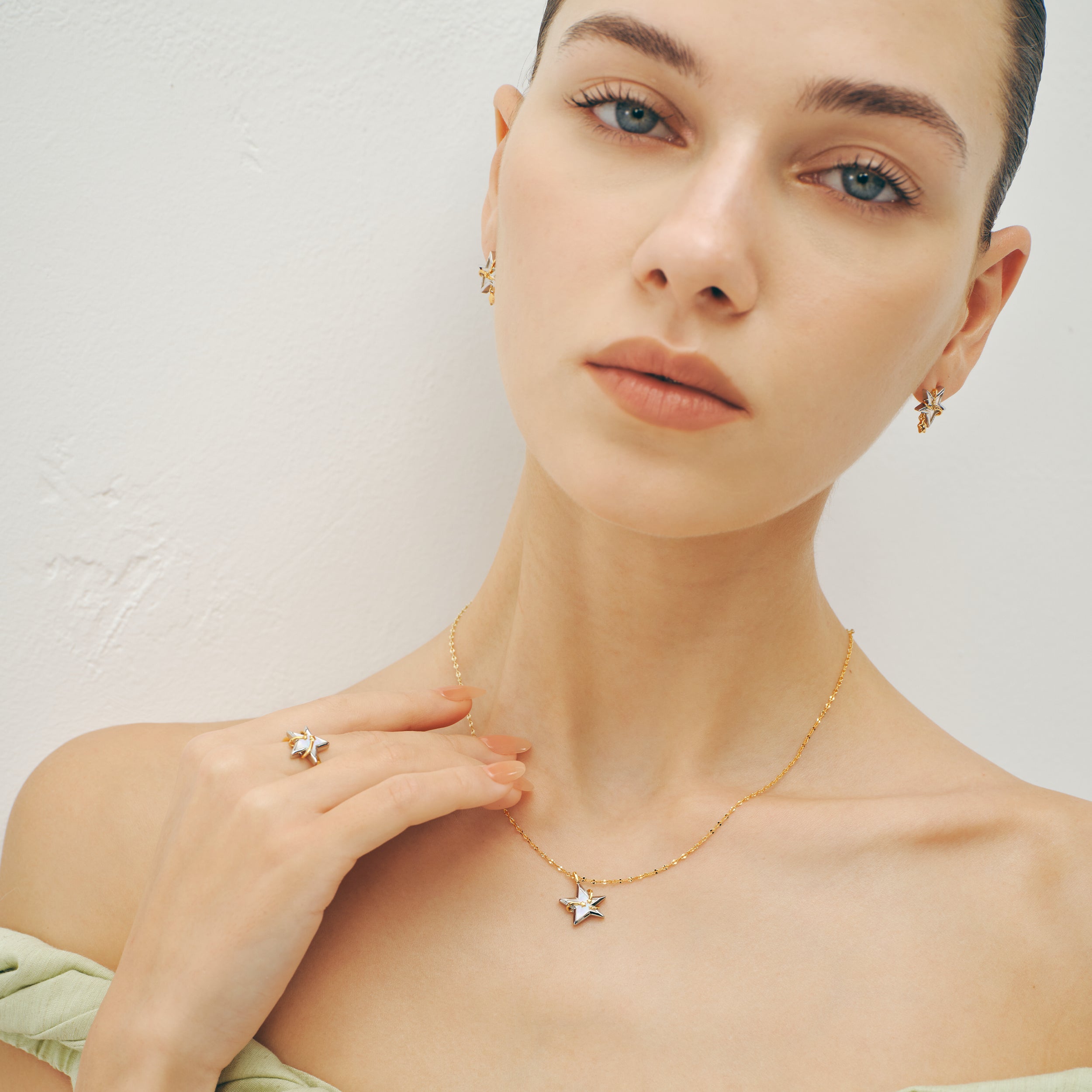 Meteor Mother of Pearl Necklace