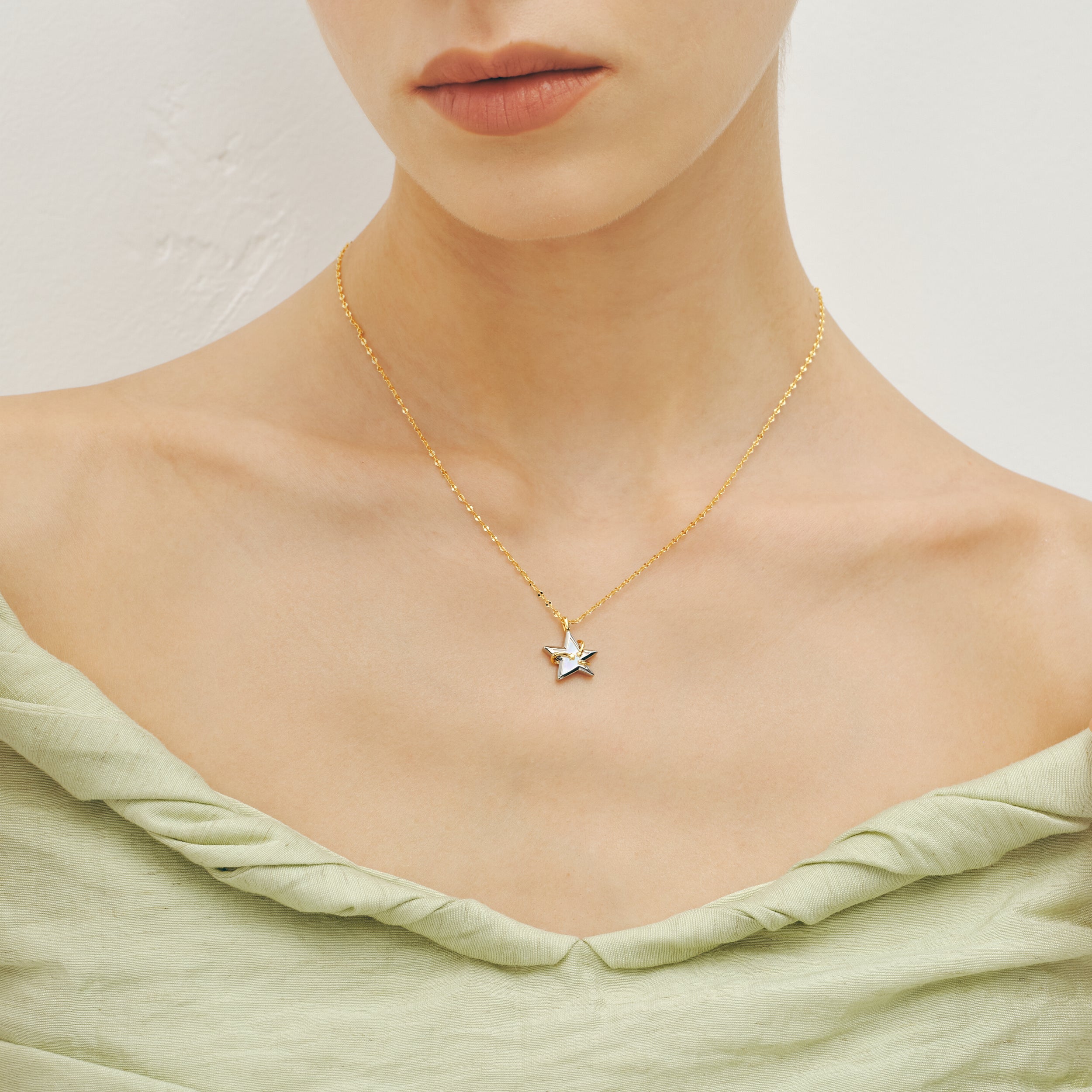 Meteor Mother of Pearl Necklace