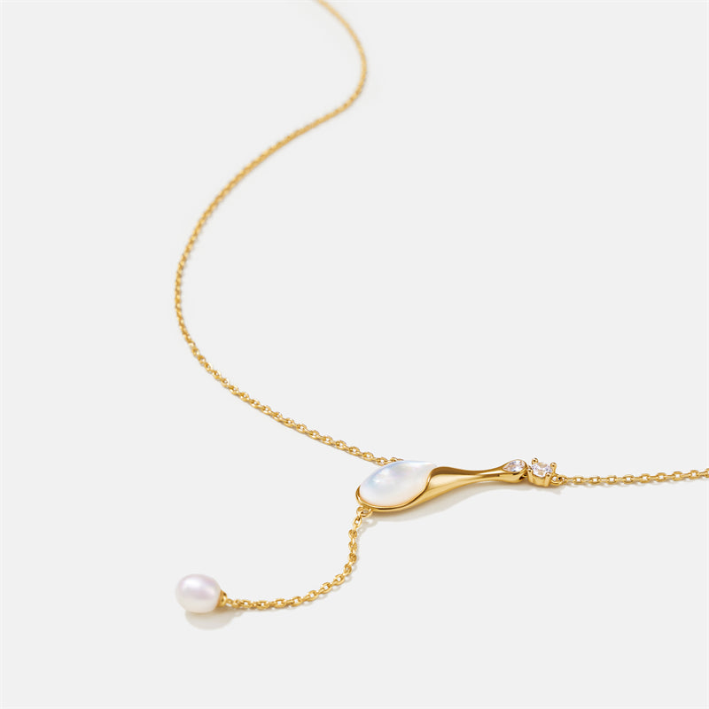 Champagne Moment Teardrop Pendant Necklace