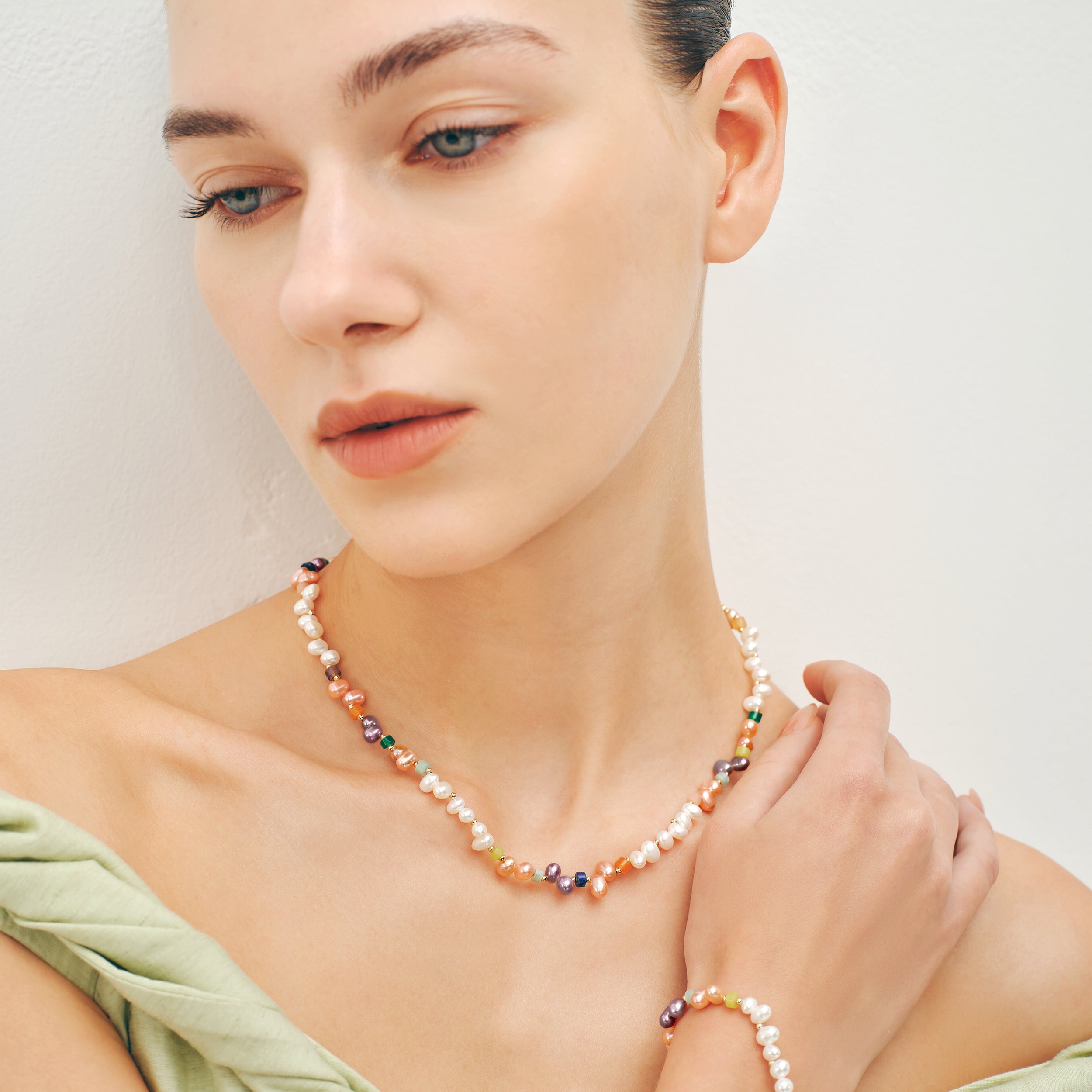 Colorful Beaded Pearl Necklace