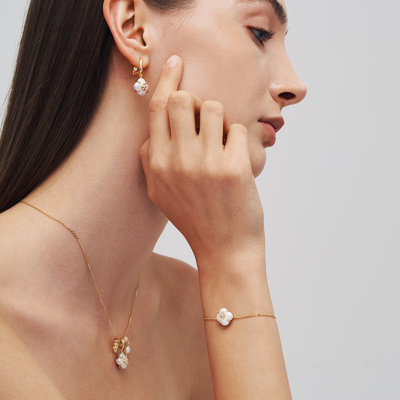 Lucky Clover Pearl Chain Bracelet
