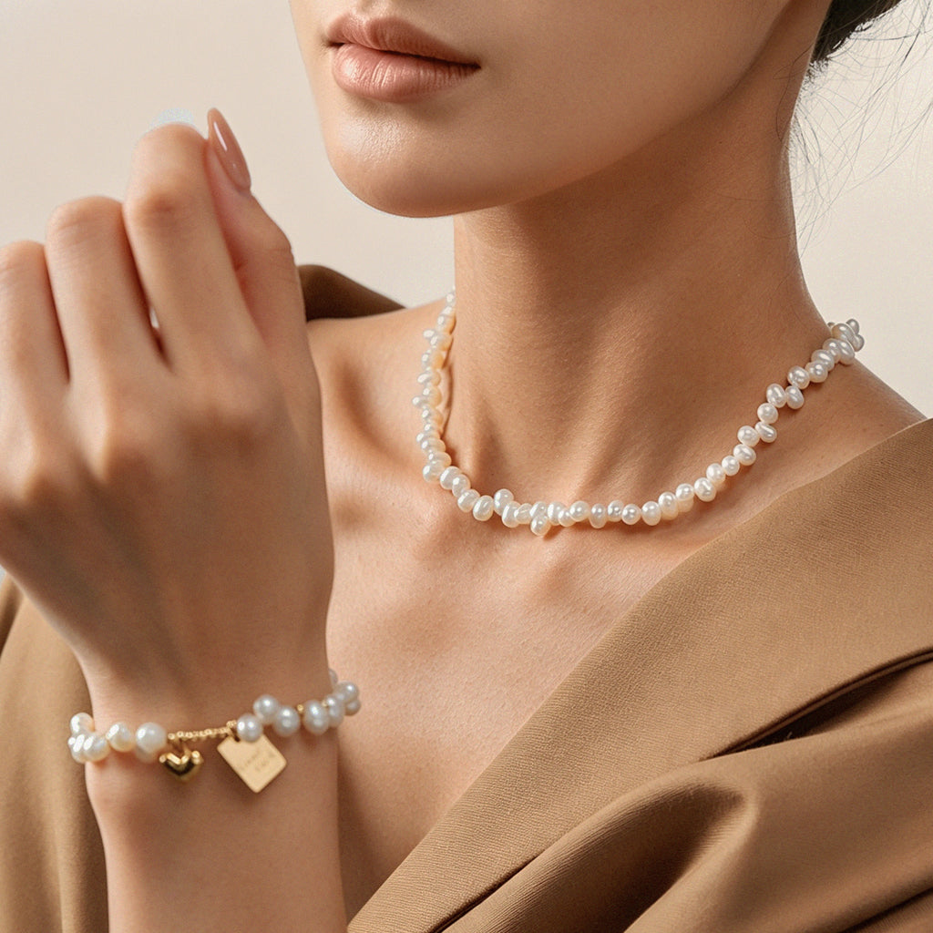 Irregular Choker Pearl Necklace