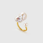 Micro Dew Baroque Pearl Ring