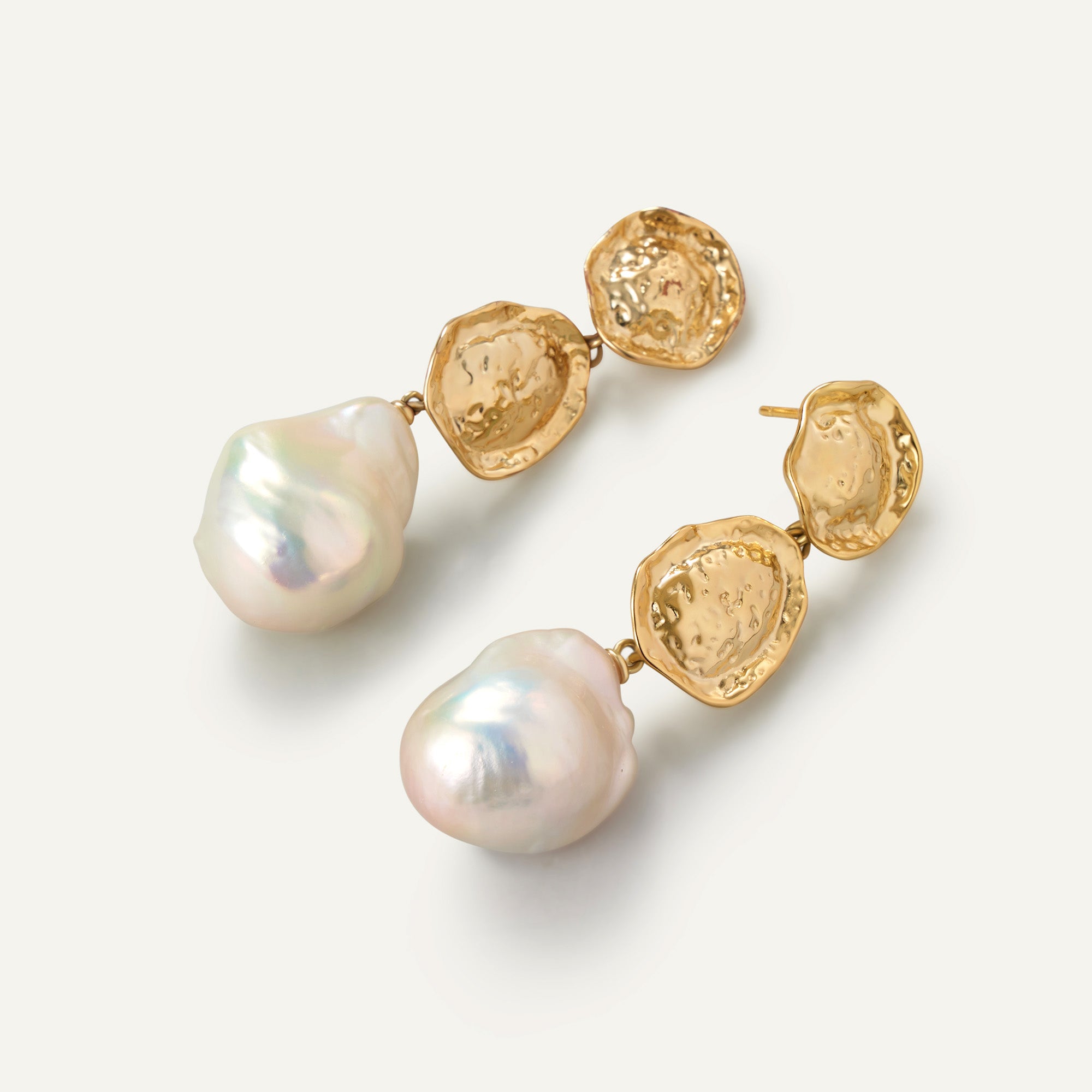 Desolate Realm Baroque Pearl   Earrings