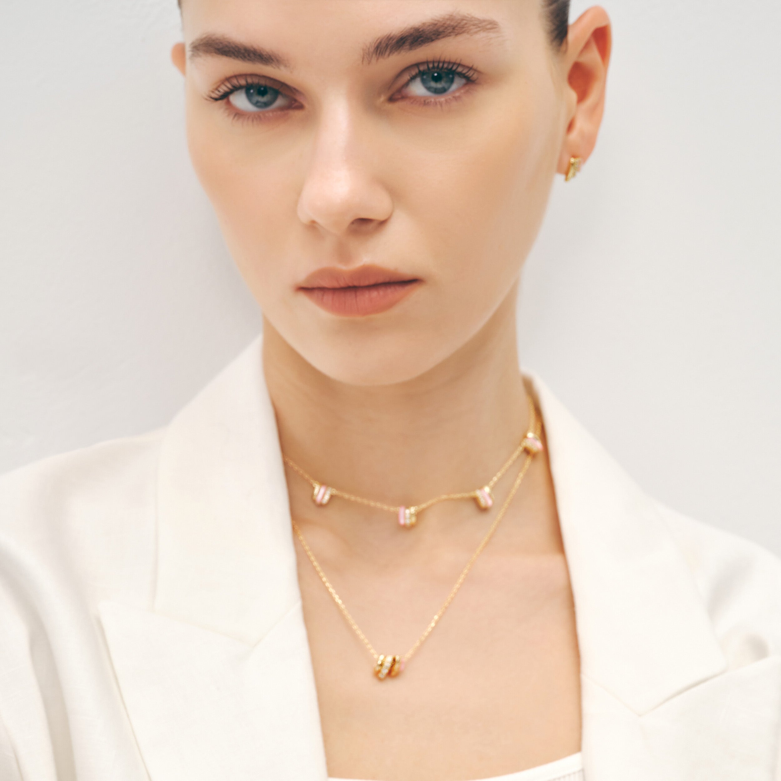 Pink Mother of Pearl Pendant Necklace