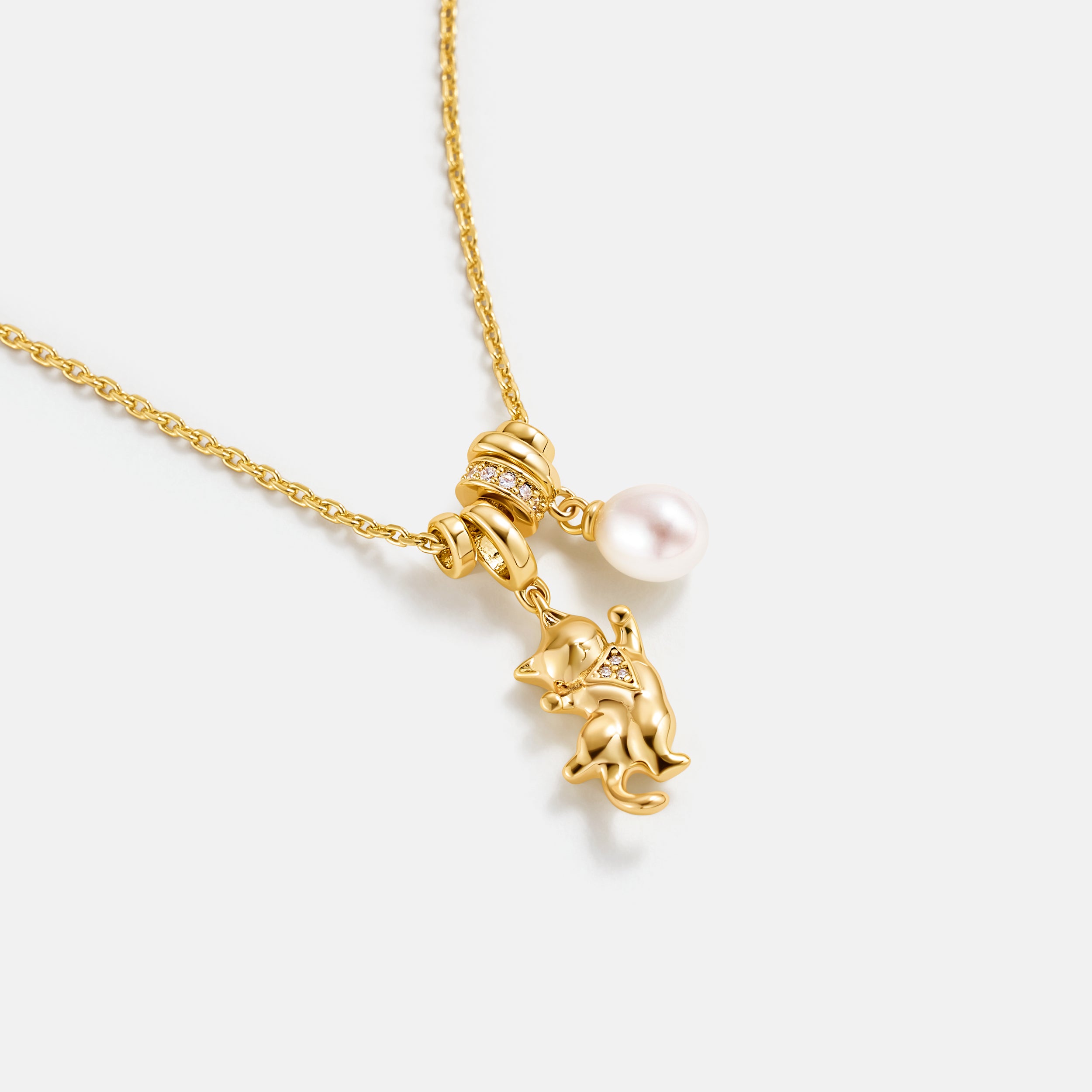 Dancing Cat Pearl Necklace