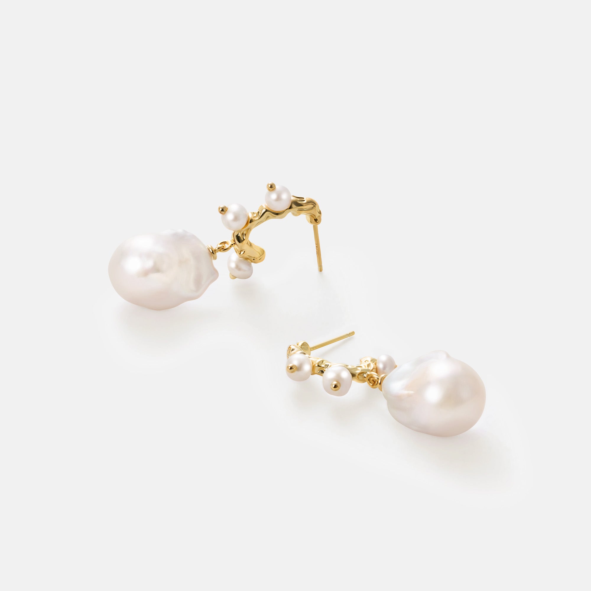Waltz Baroque Pearl Earrings