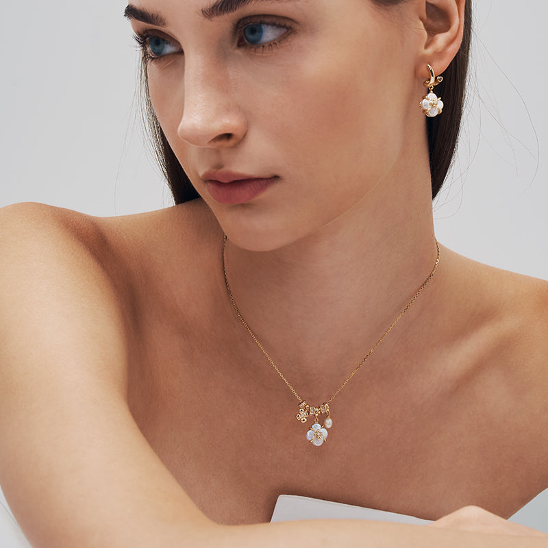 Lucky Clover Pearl Charm Necklace