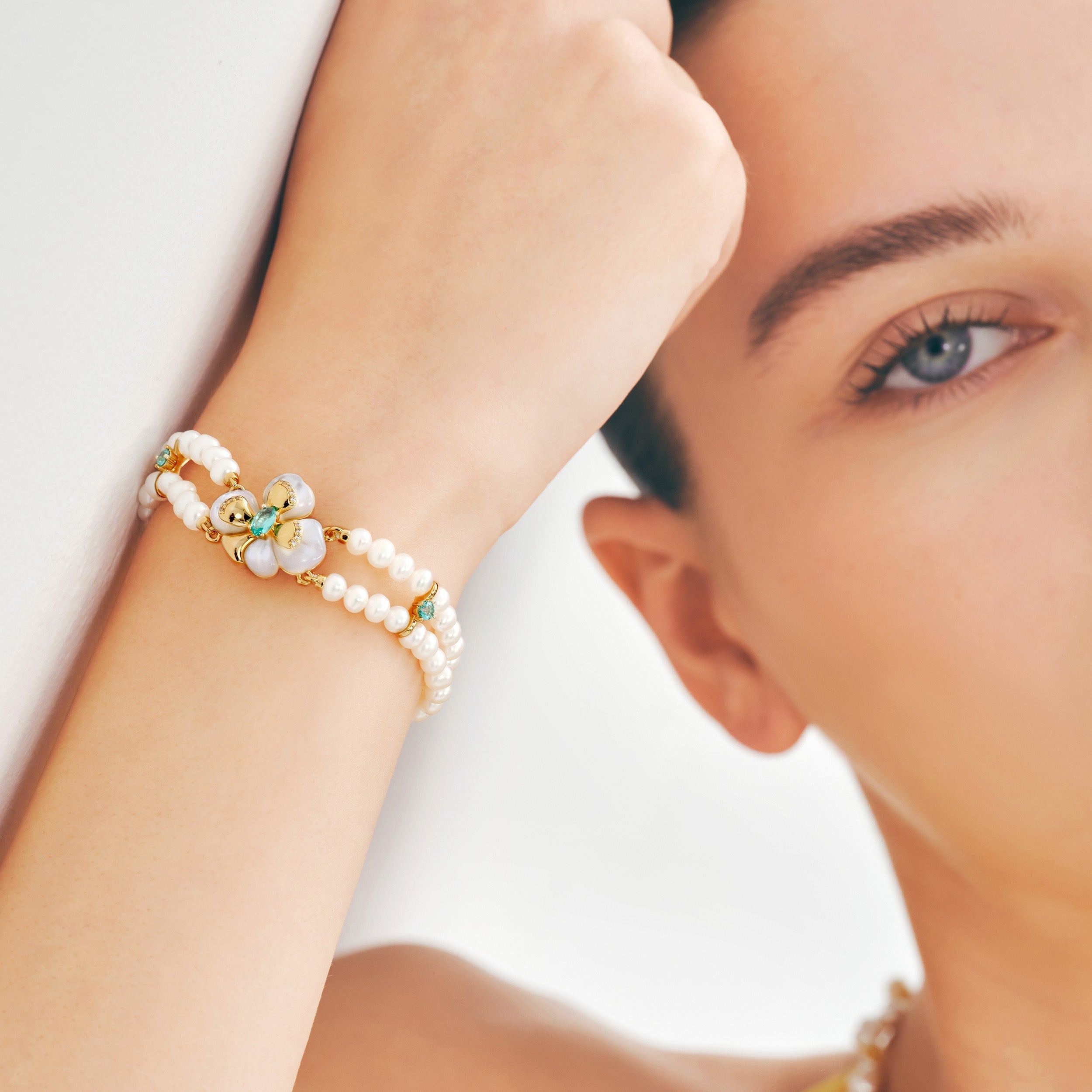 Chloris Pansy Pearl Bracelet