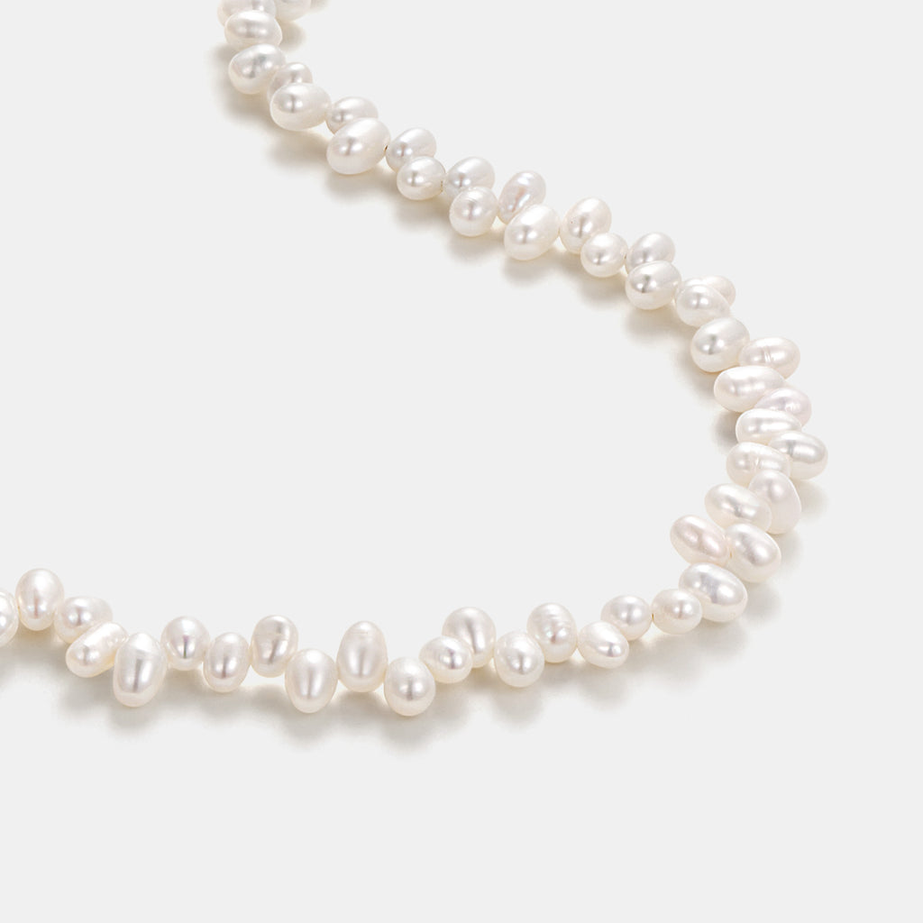 Irregular Choker Pearl Necklace