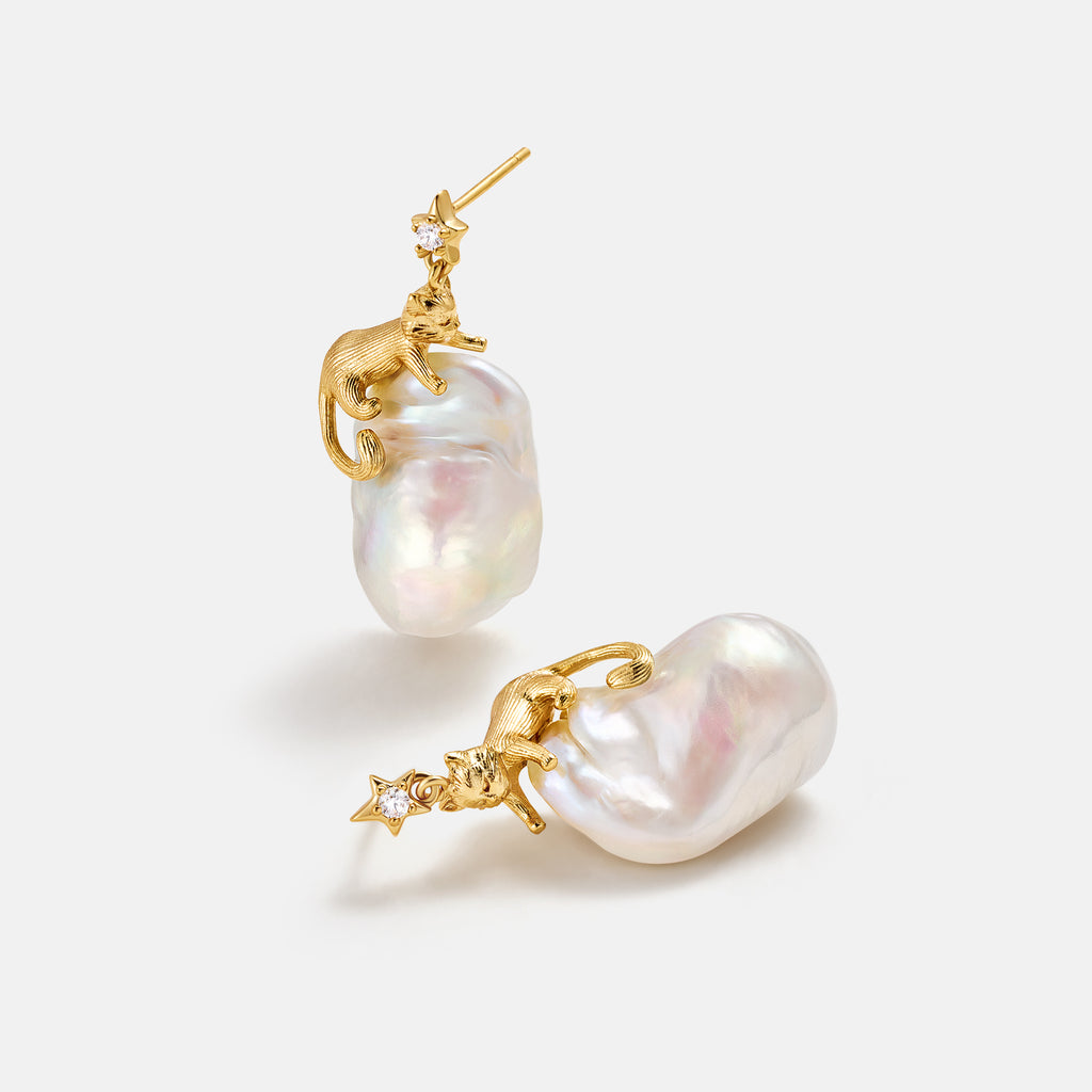 Cat Baroque Pearl Earrings