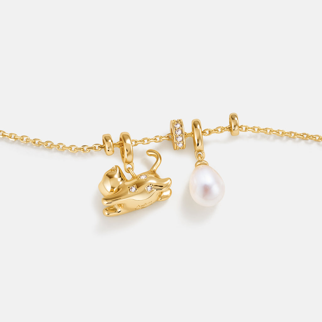Playful Cat Pearl Necklace