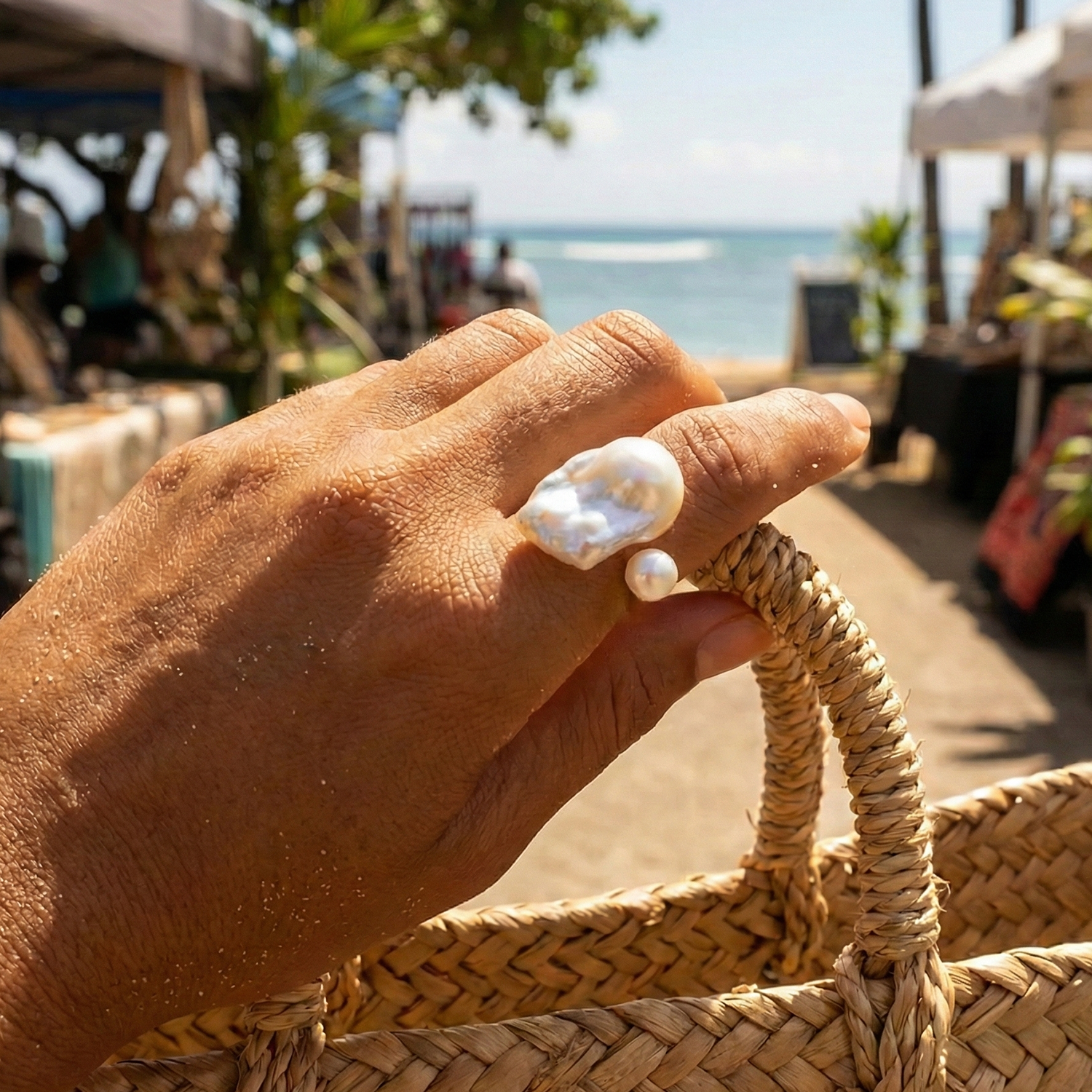 Micro Dew Baroque Pearl Ring