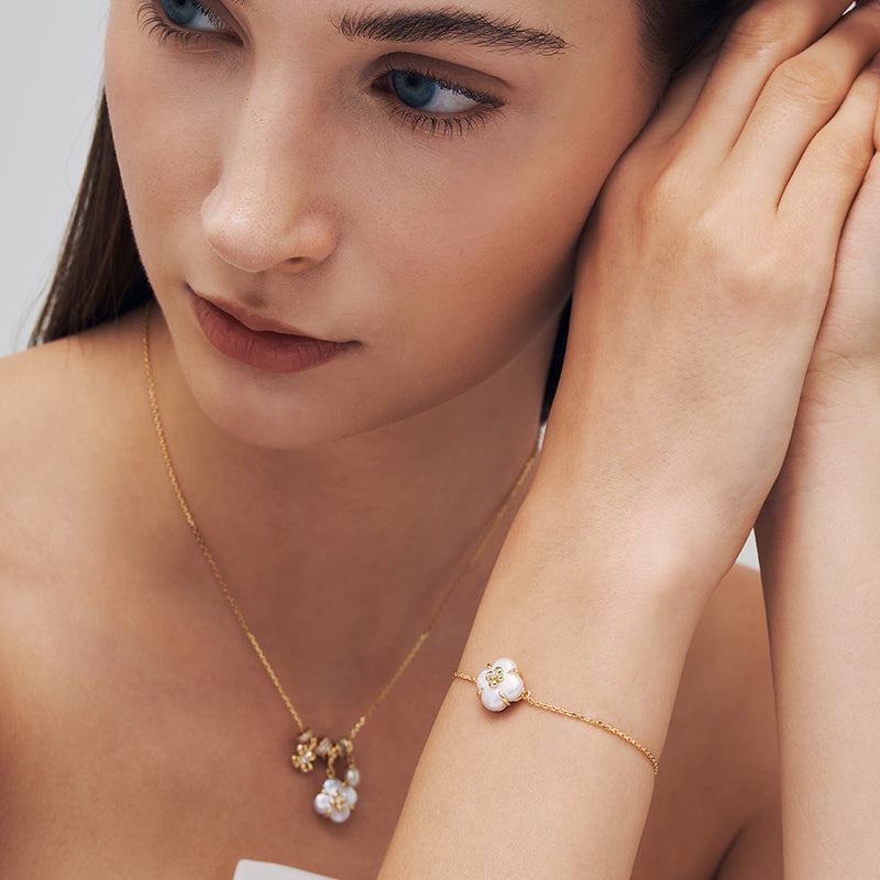 Lucky Clover Pearl Chain Bracelet