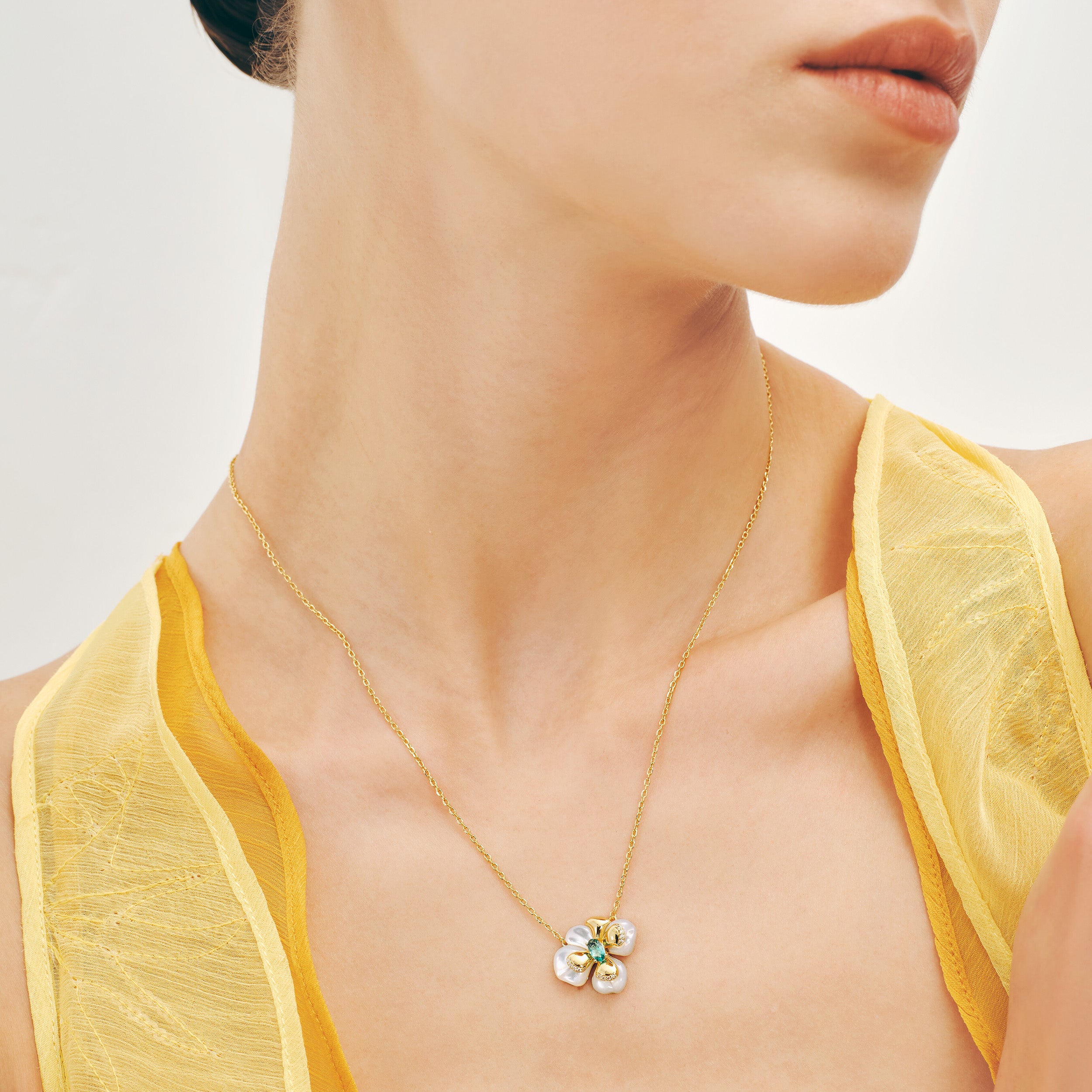 Chloris Pansy Necklace