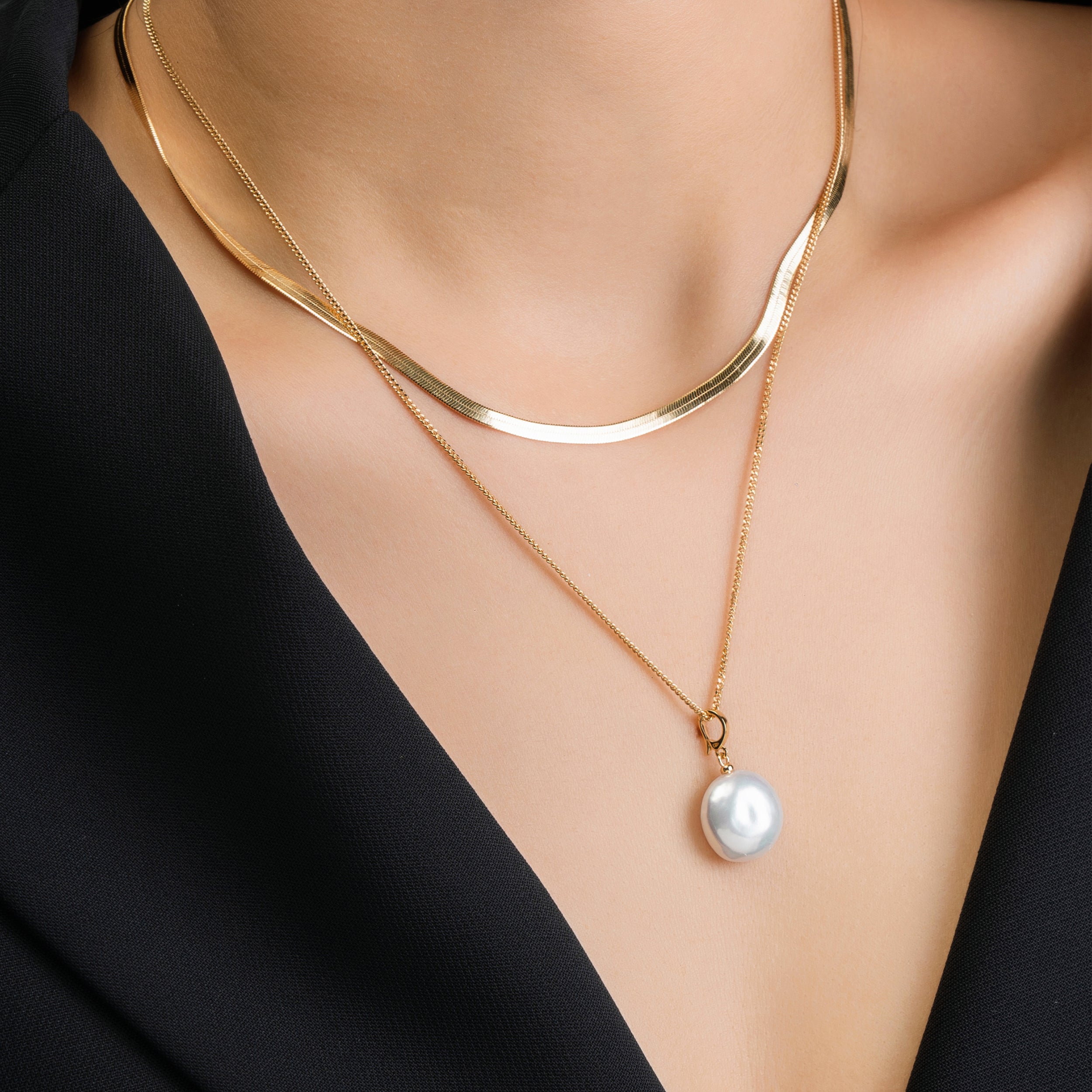 Button Pearl Necklace