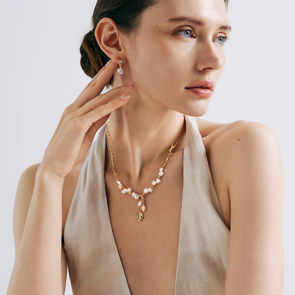 Floriography Perlenzweig-Halskette