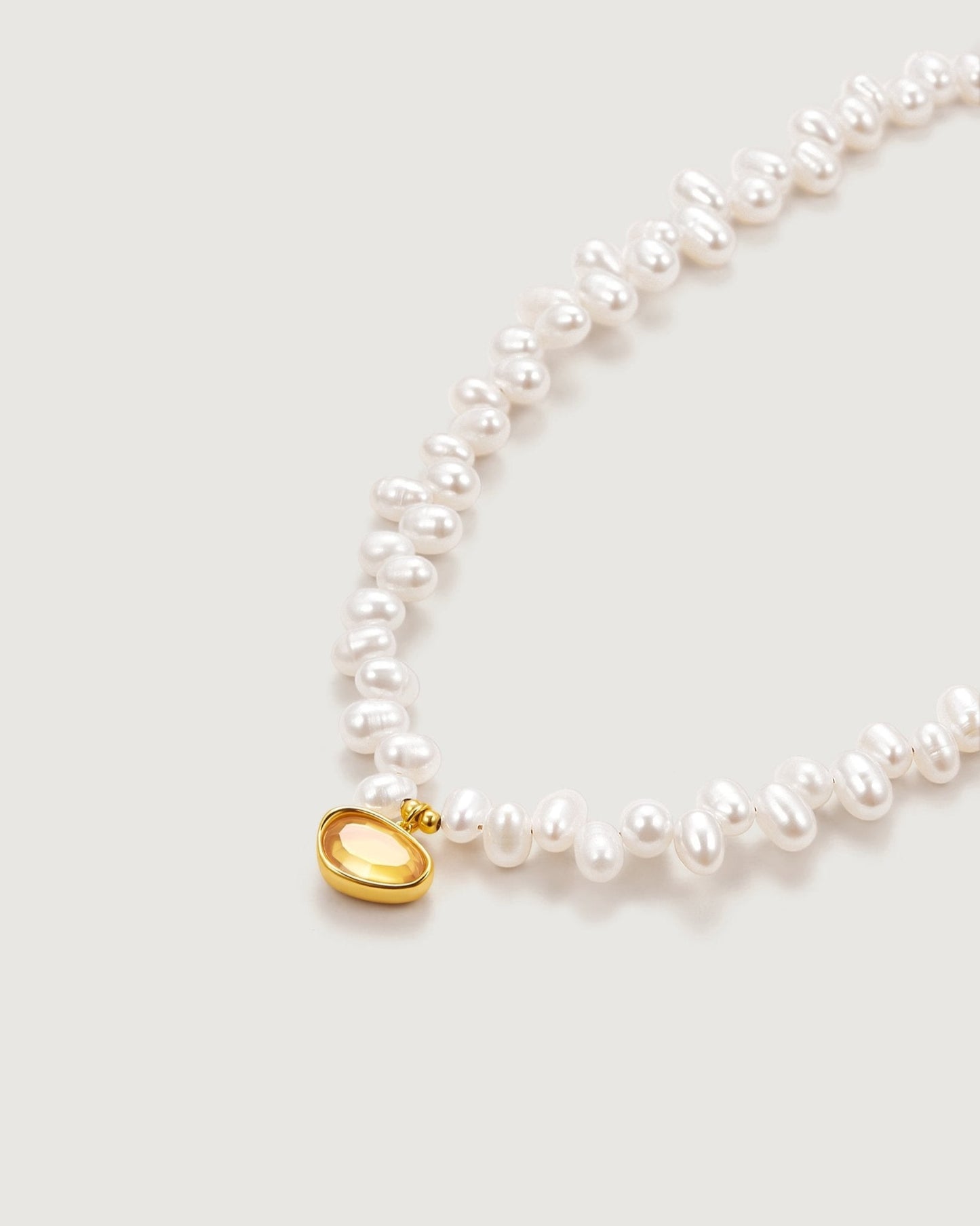 Banyu Floral Affair Pearl Necklace - Amber lollipop