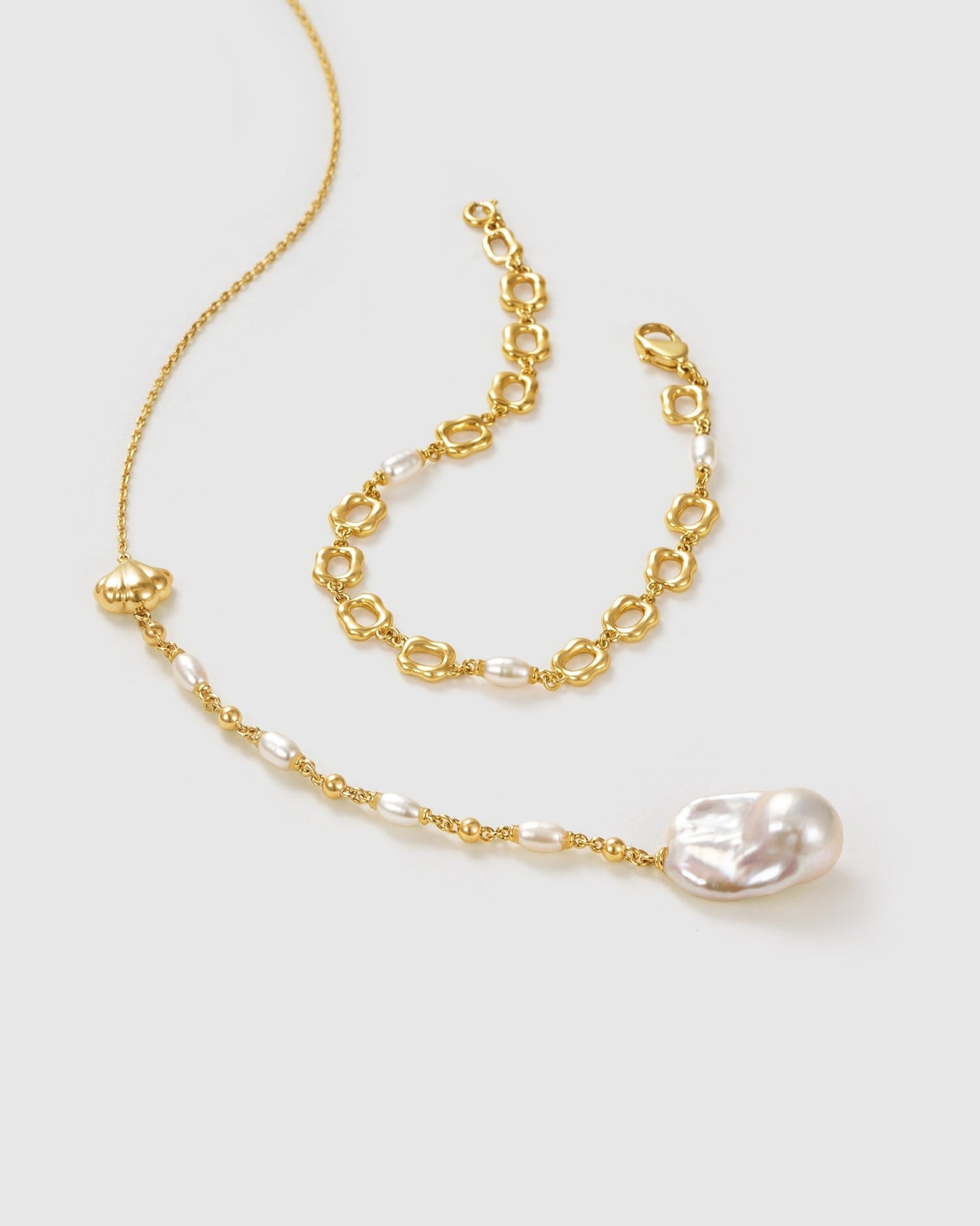 By the Sea Baroque Pearl Necklace - Amber lollipop