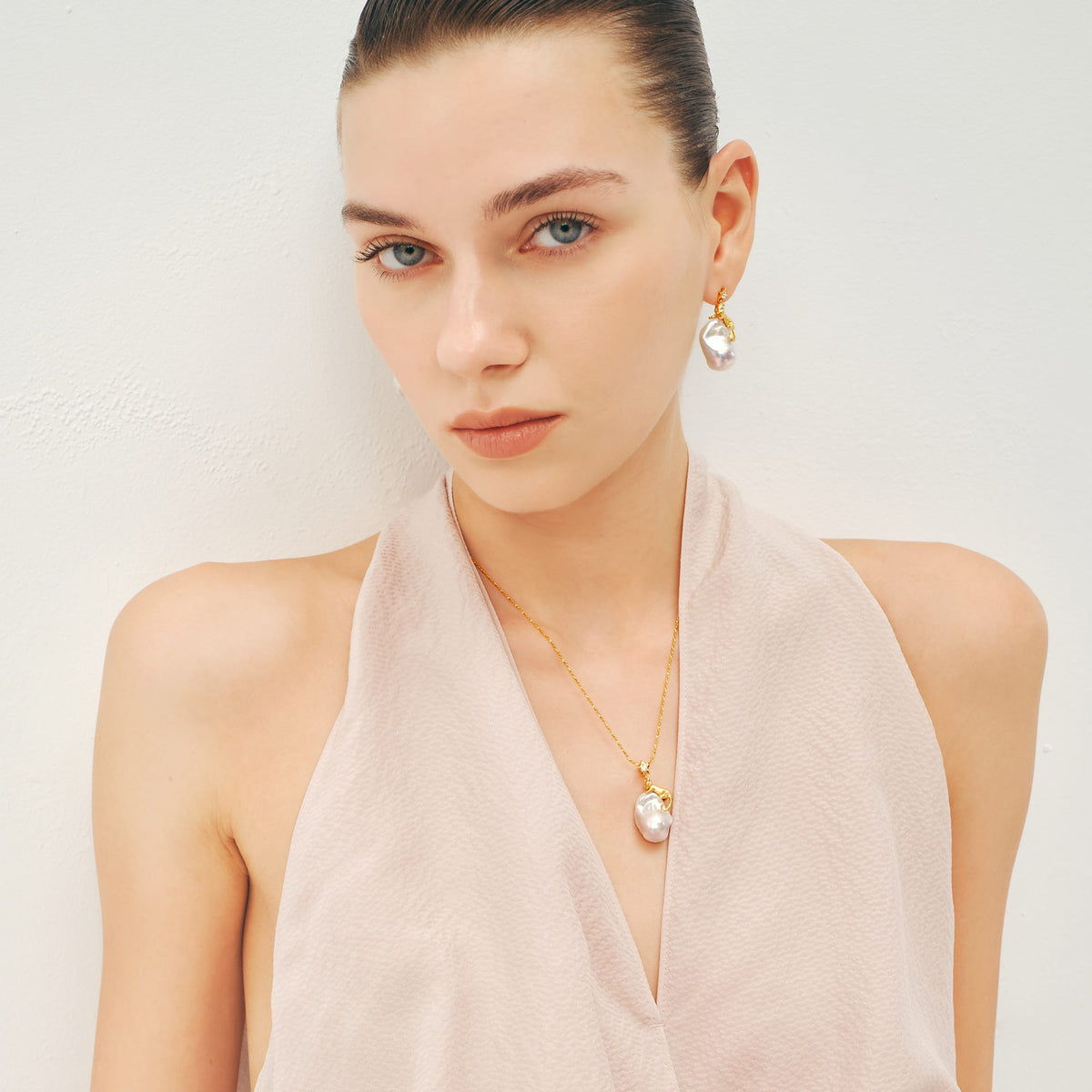 Cat Baroque Pearl Necklace AmberLollipop